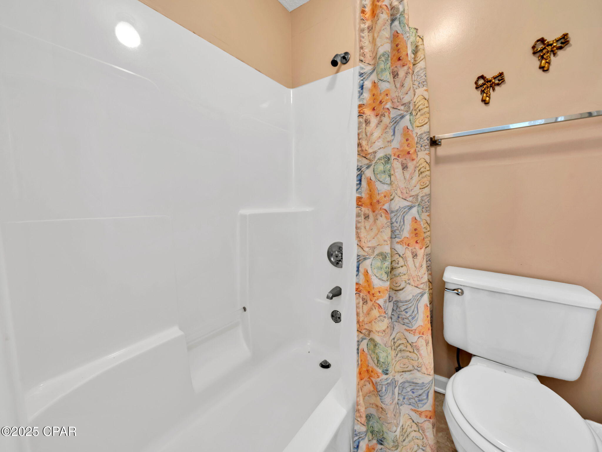 Image 33 For 17462 Front Beach  54205