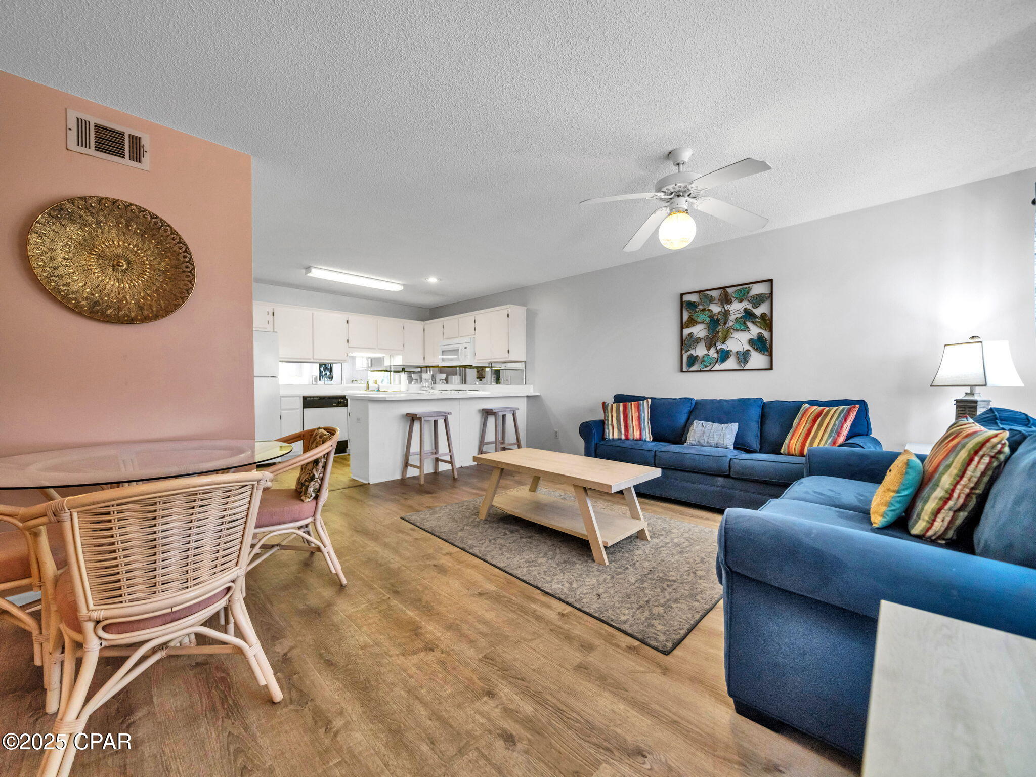 Image 44 For 17462 Front Beach  54205