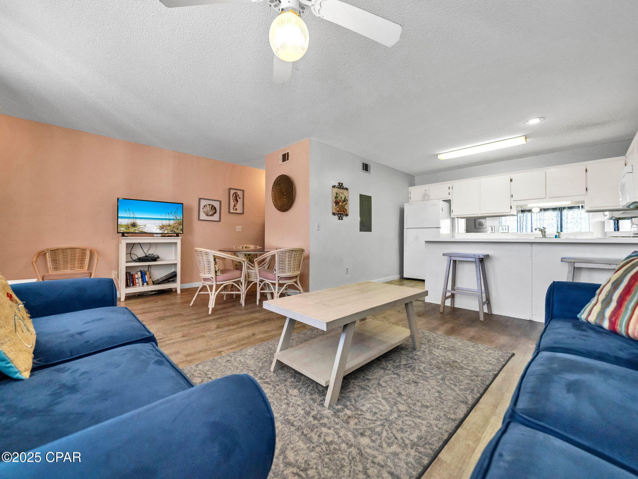 Image 45 For 17462 Front Beach  54205