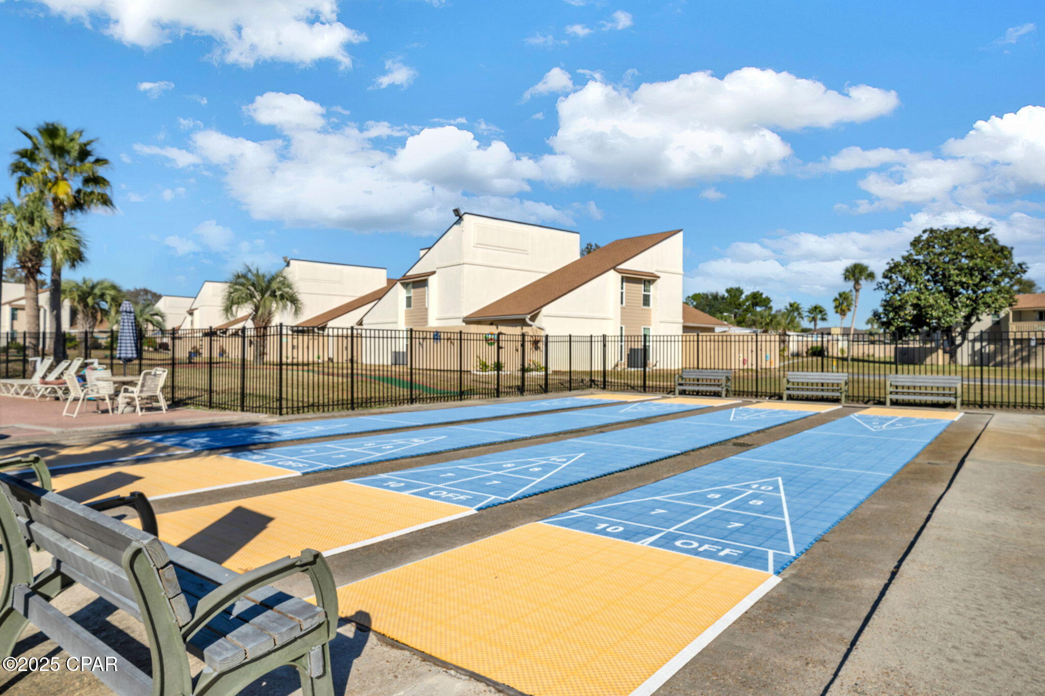 Image 58 For 17462 Front Beach  54205