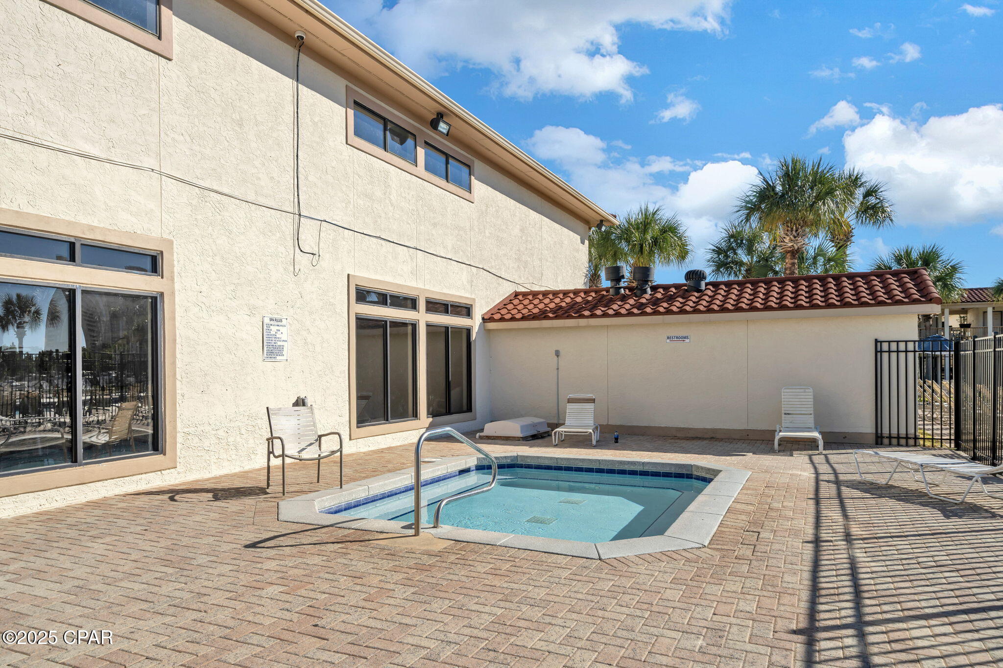 Image 61 For 17462 Front Beach  54205