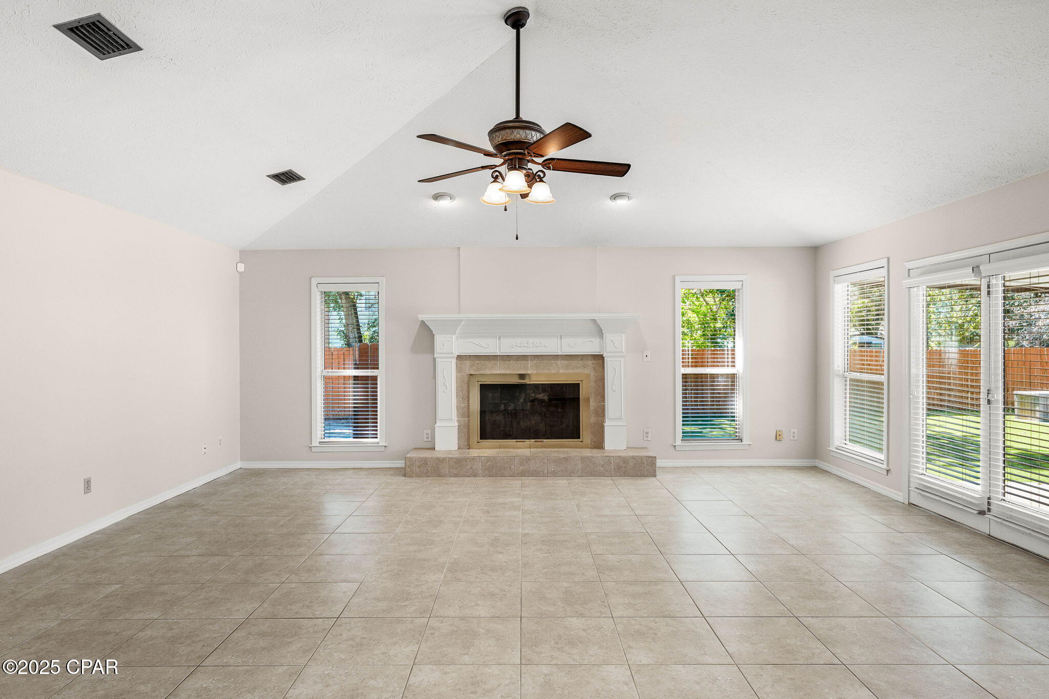 Image 24 For 105 Colony Bay Harbour Drive