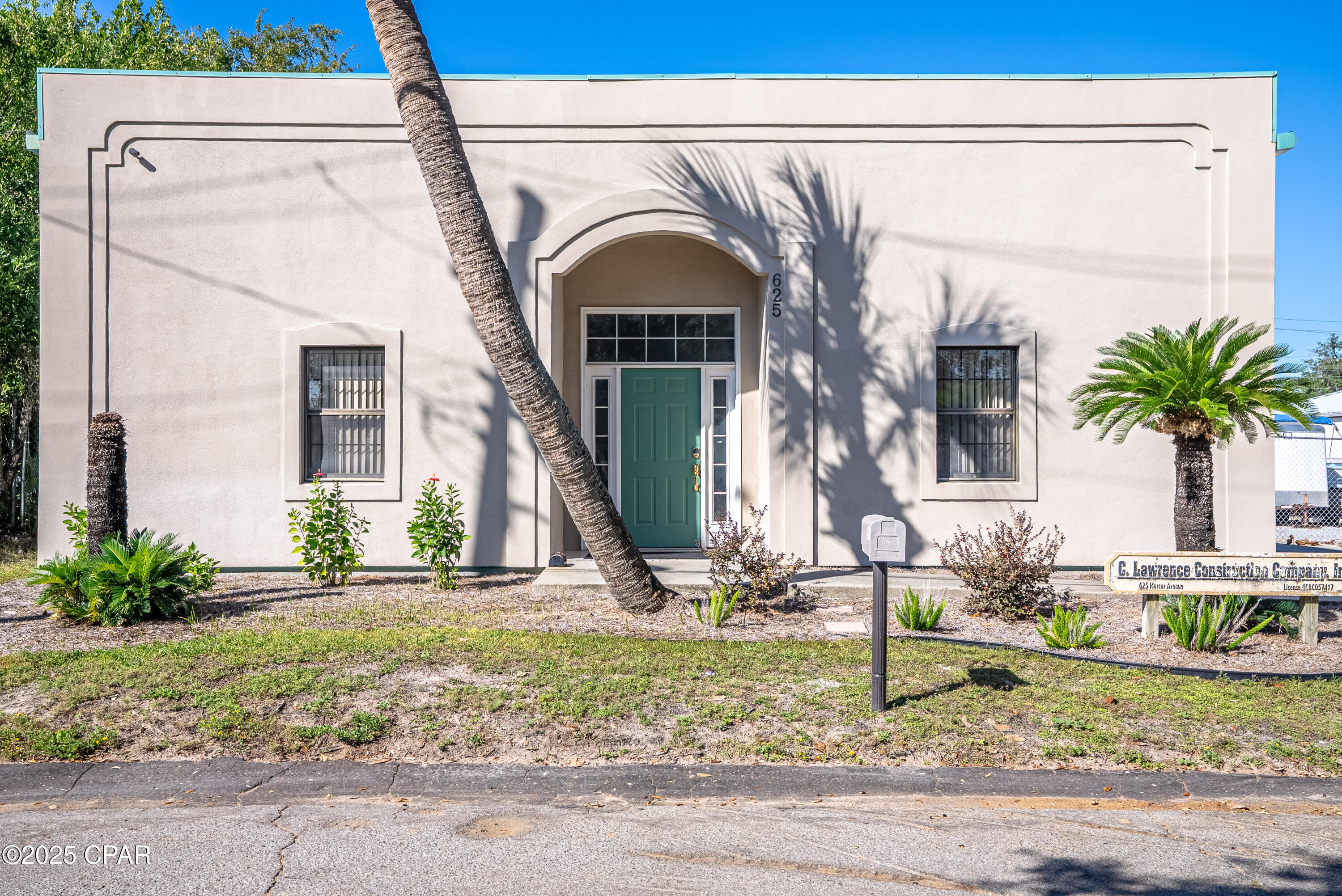 Image 35 For 625 Mercer Avenue