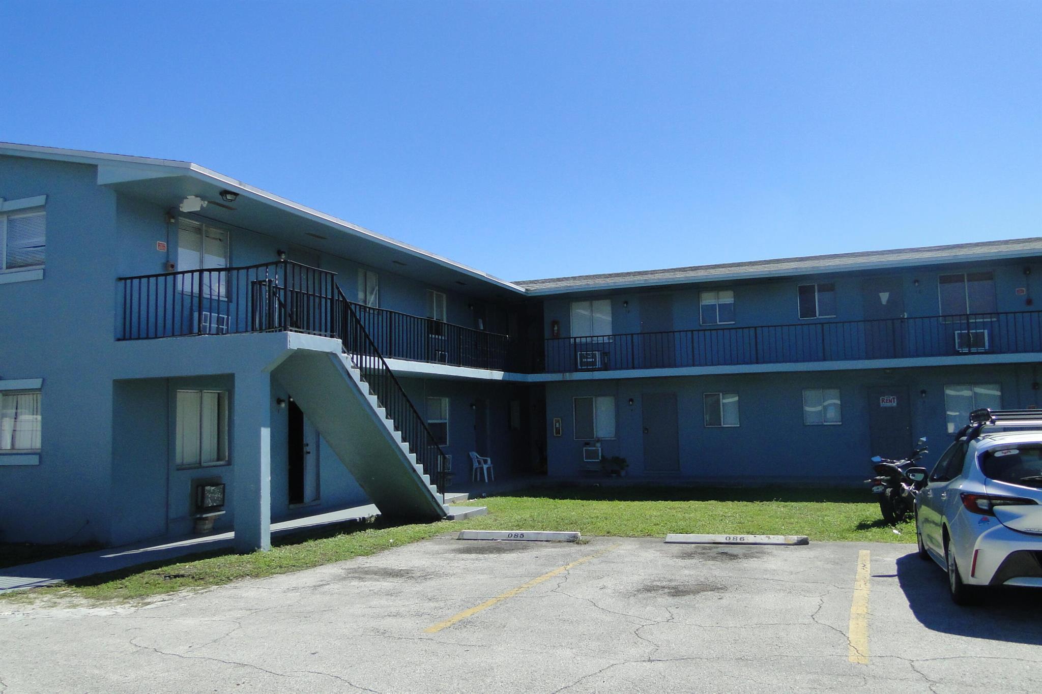 Enclave At Crown Park Con