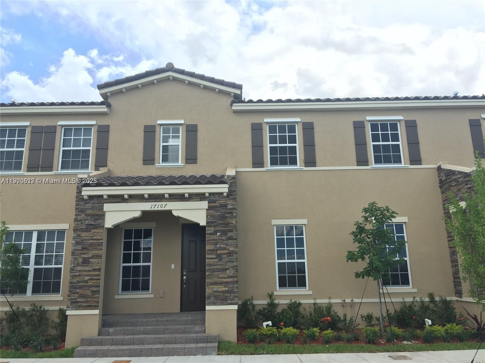Kendall Commons Townhomes