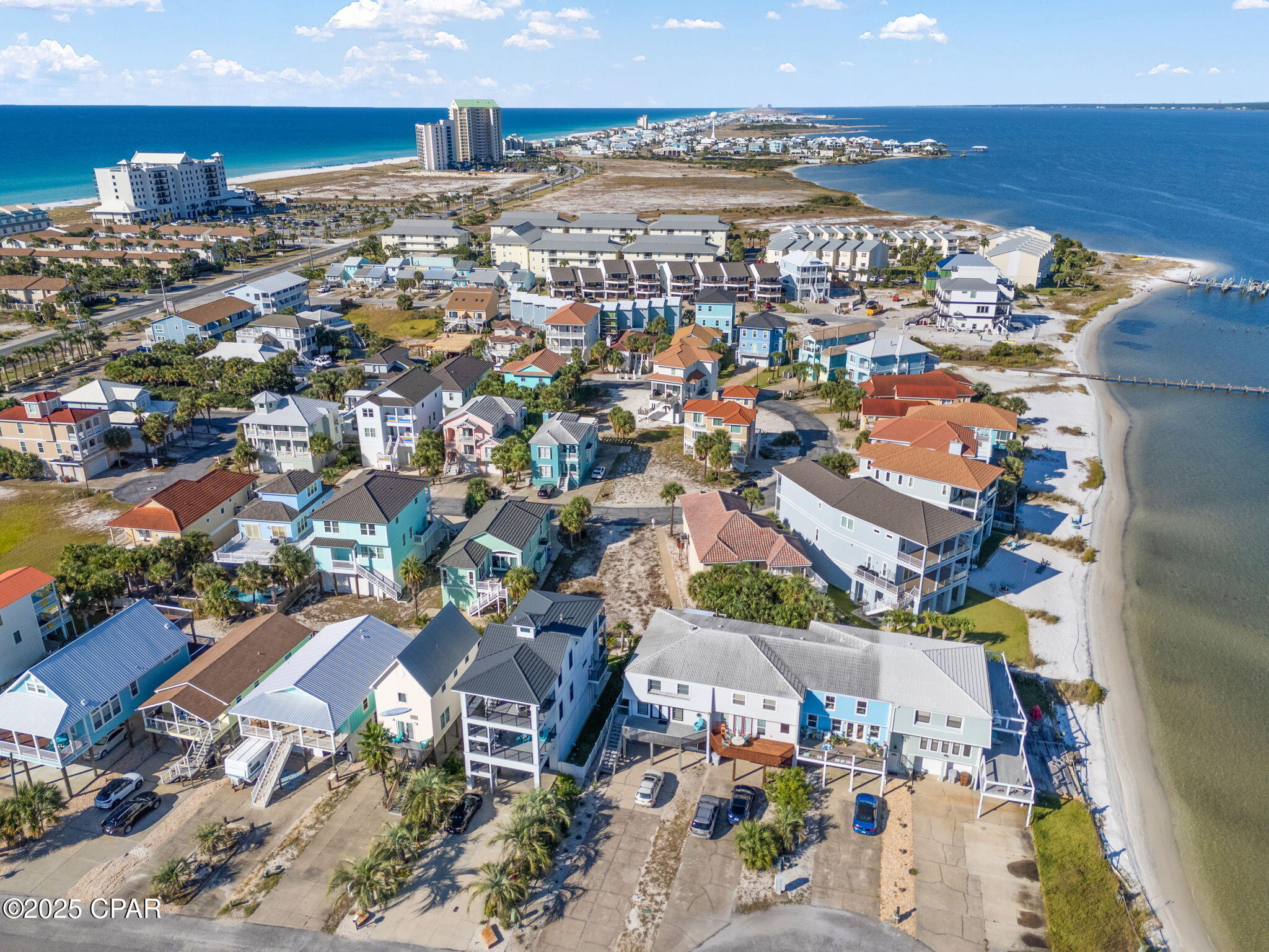 Listing photo id 11 for 1428 Sonata Court