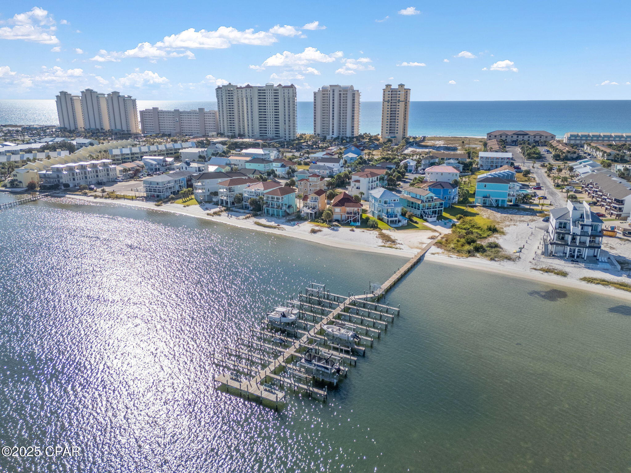 Listing photo id 14 for 1428 Sonata Court