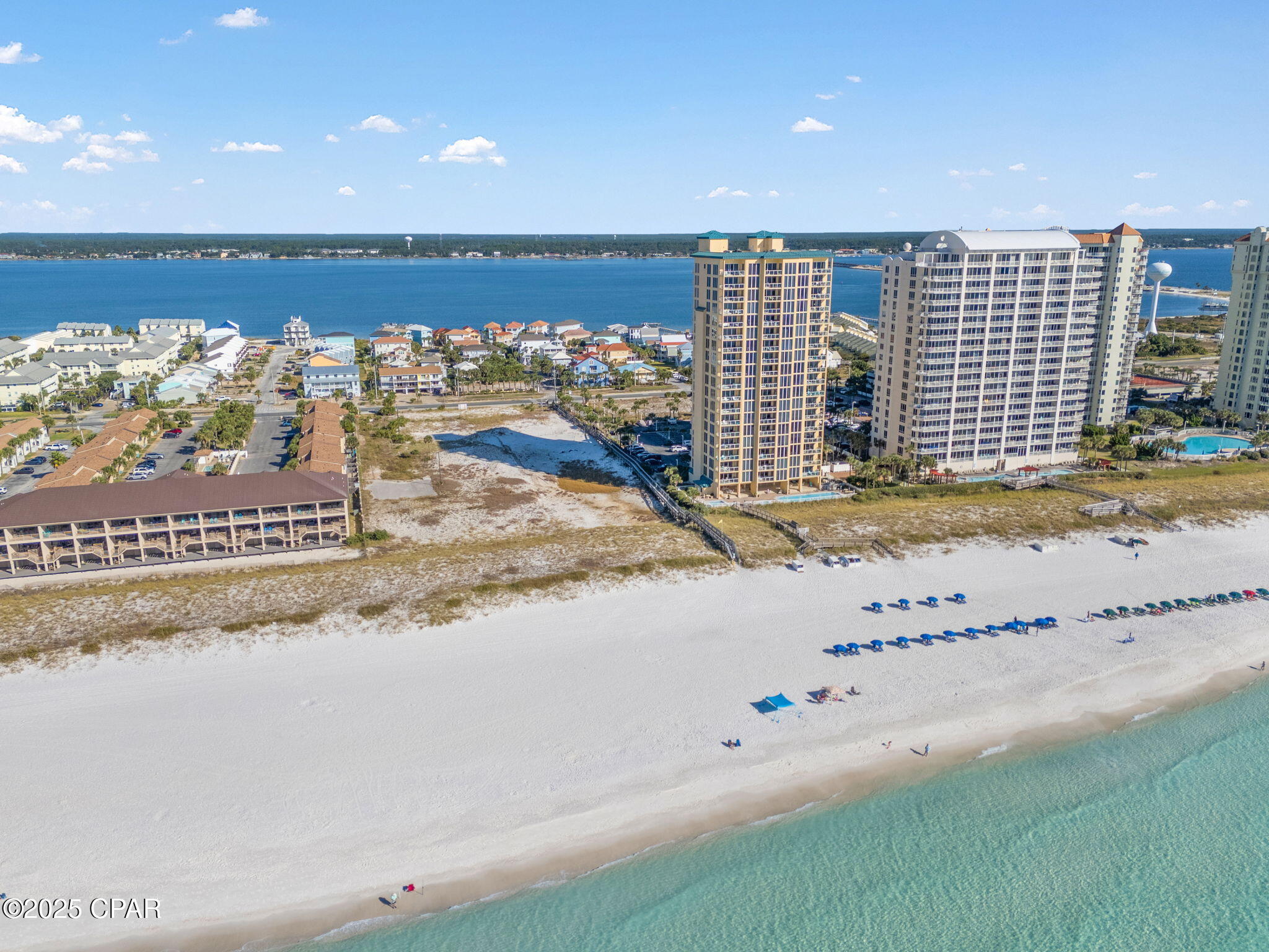 Listing photo id 15 for 1428 Sonata Court