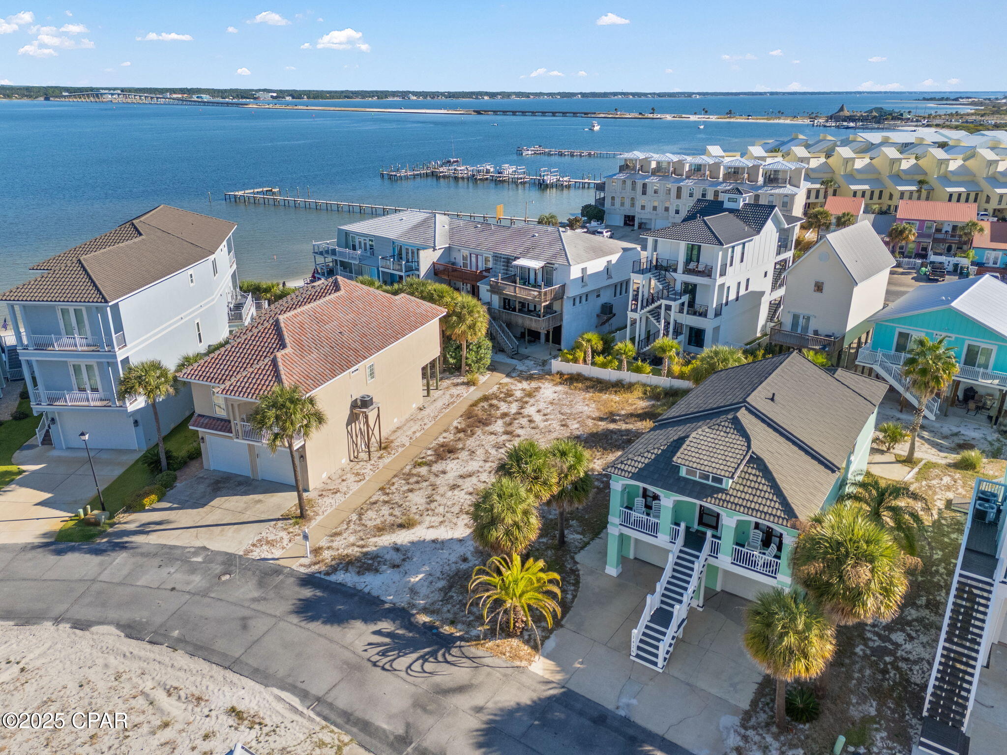 Listing photo id 2 for 1428 Sonata Court