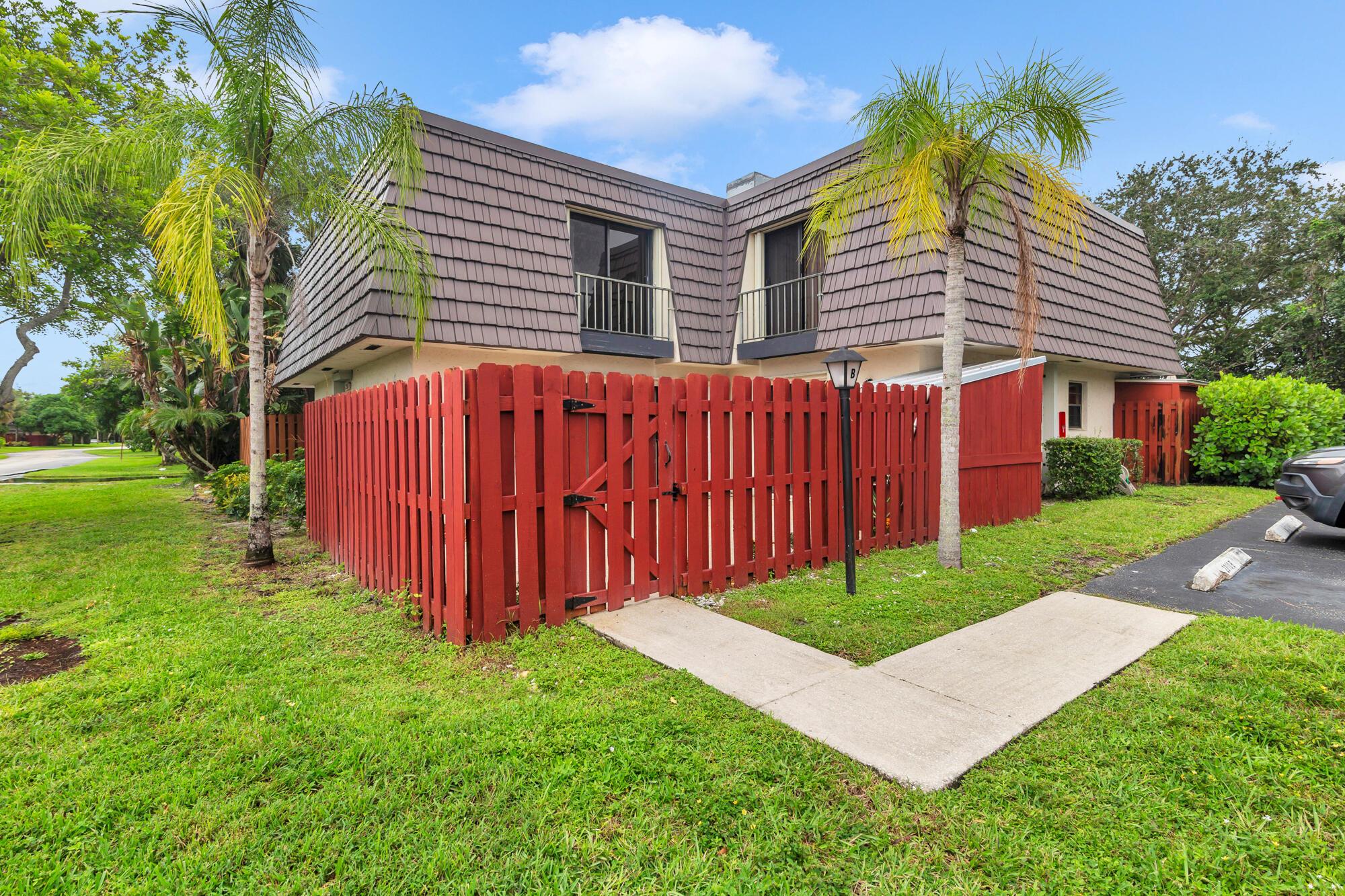 Jupiter Lakes Townhomes C