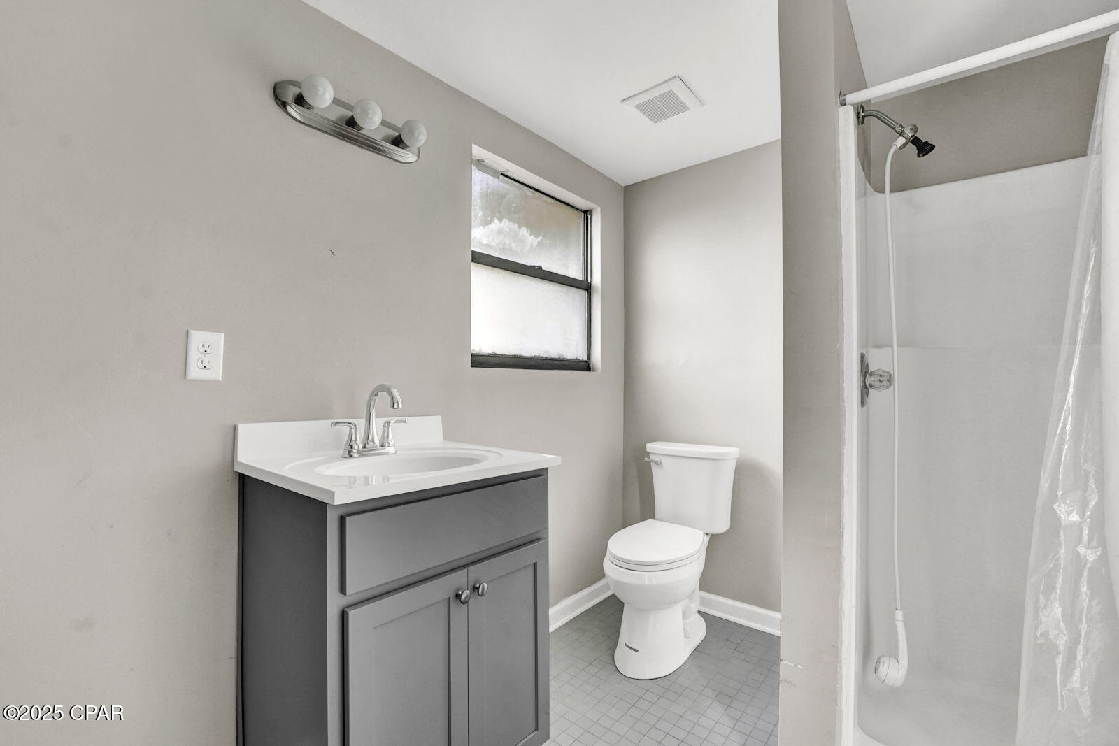 Image 15 For 21 3rd Court