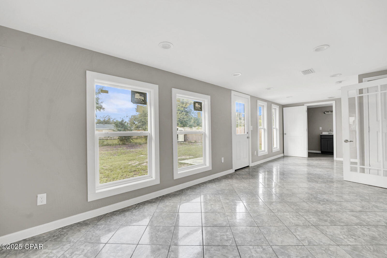 Image 18 For 21 3rd Court