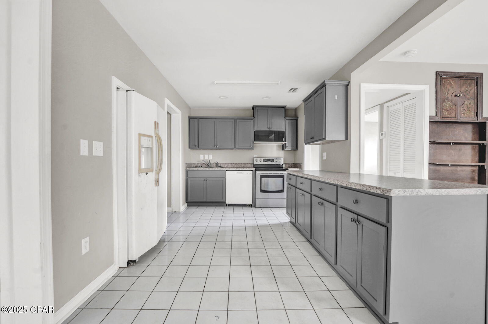 Image 6 For 21 3rd Court