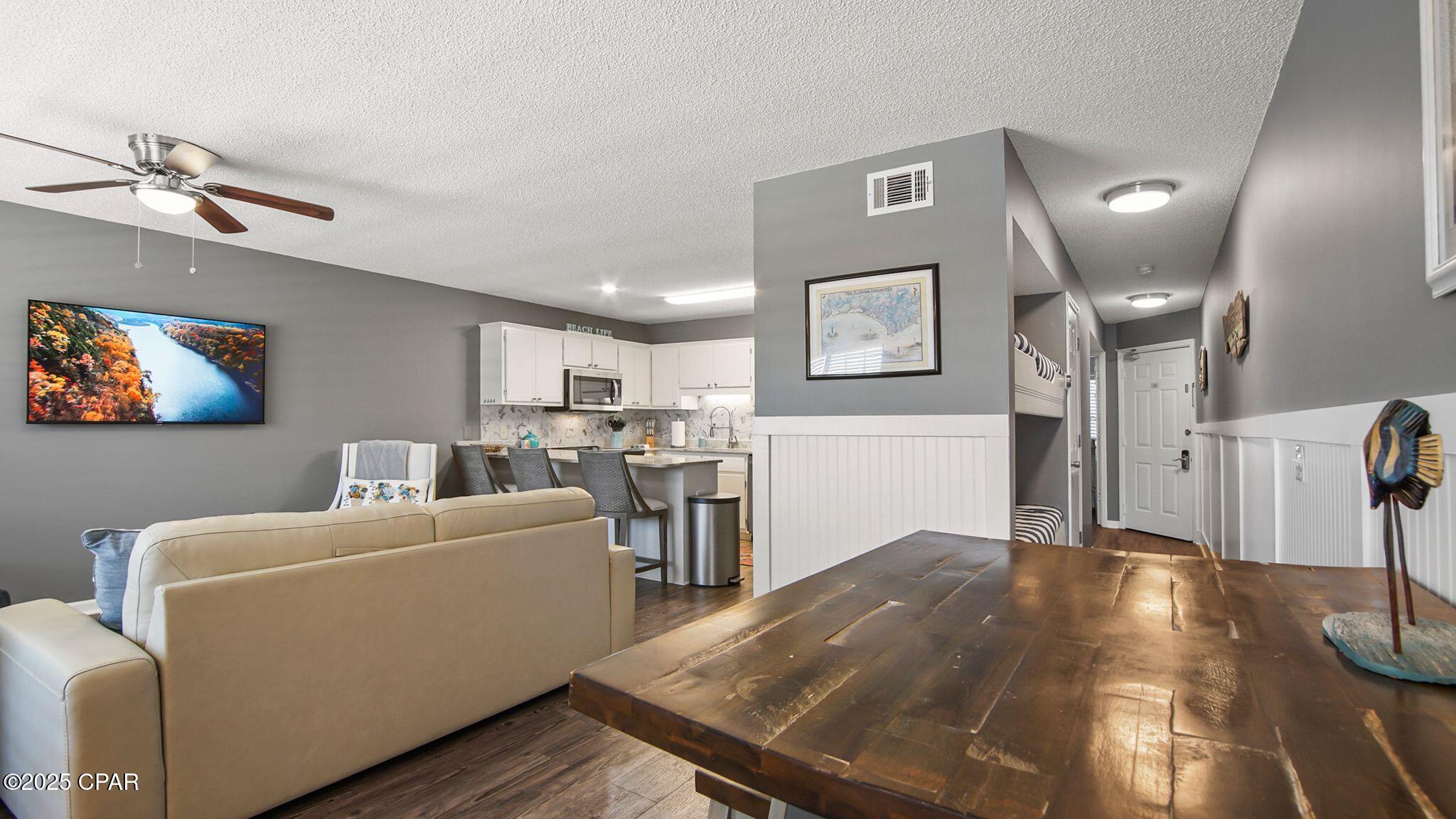 Image 11 For 17462 Front Beach Road 54204