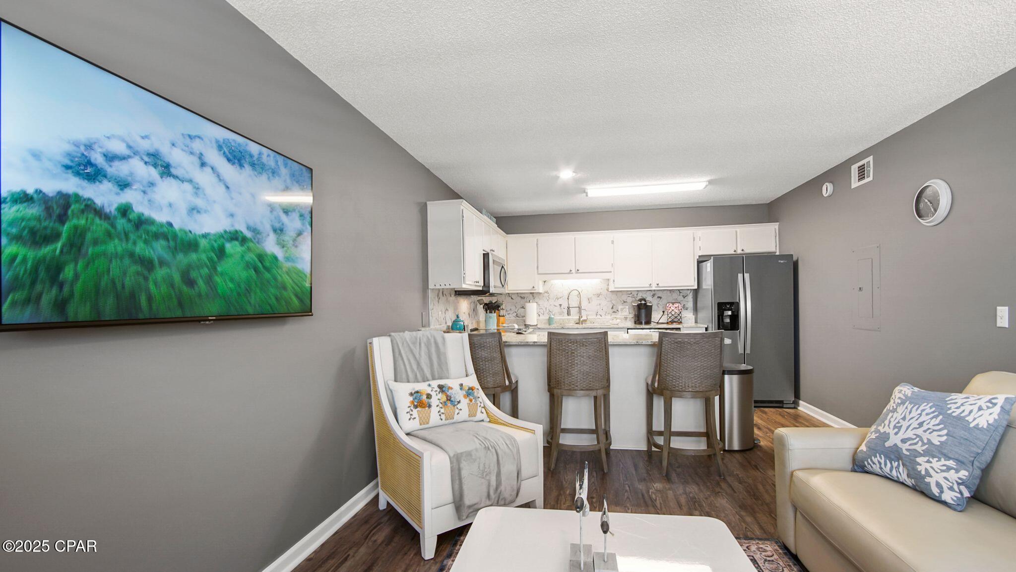 Image 12 For 17462 Front Beach Road 54204