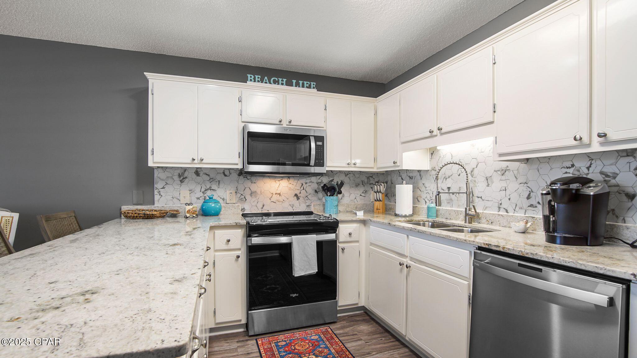 Image 14 For 17462 Front Beach Road 54204