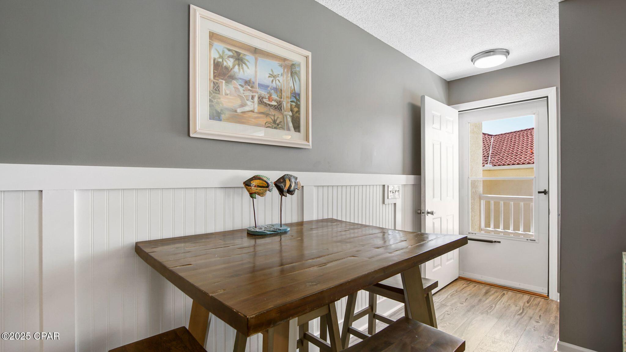 Image 17 For 17462 Front Beach Road 54204