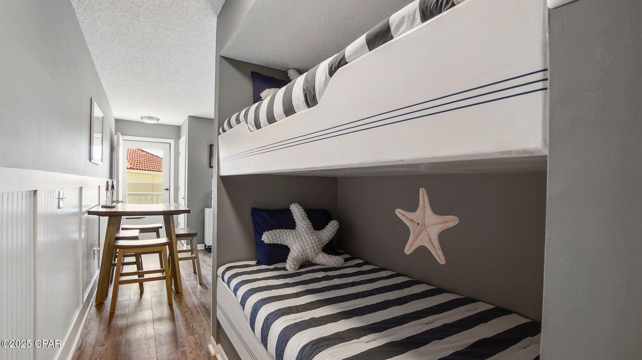 Image 18 For 17462 Front Beach Road 54204