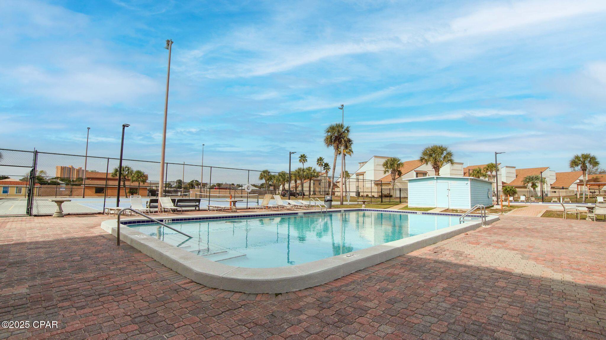 Image 46 For 17462 Front Beach Road 54204