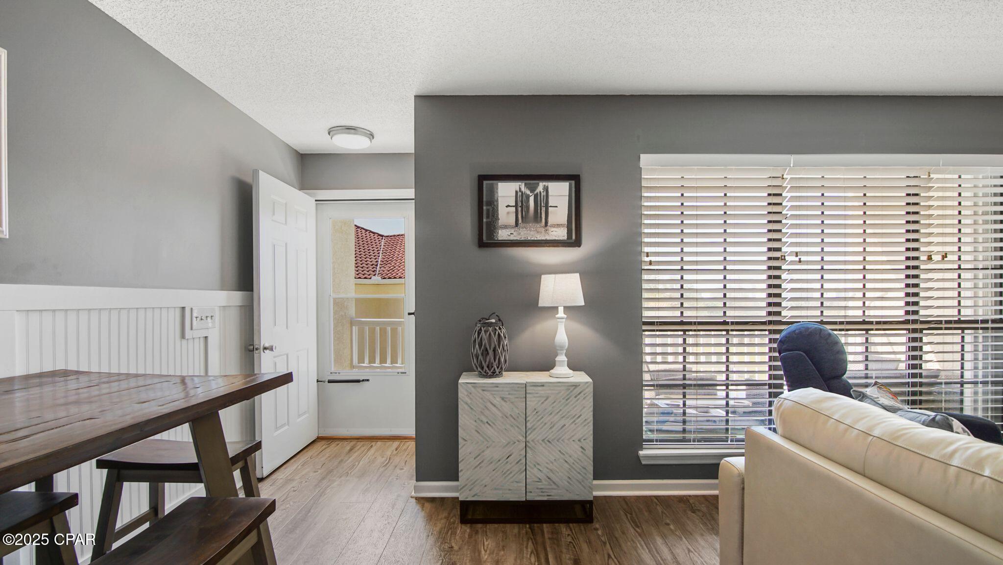 Image 7 For 17462 Front Beach Road 54204