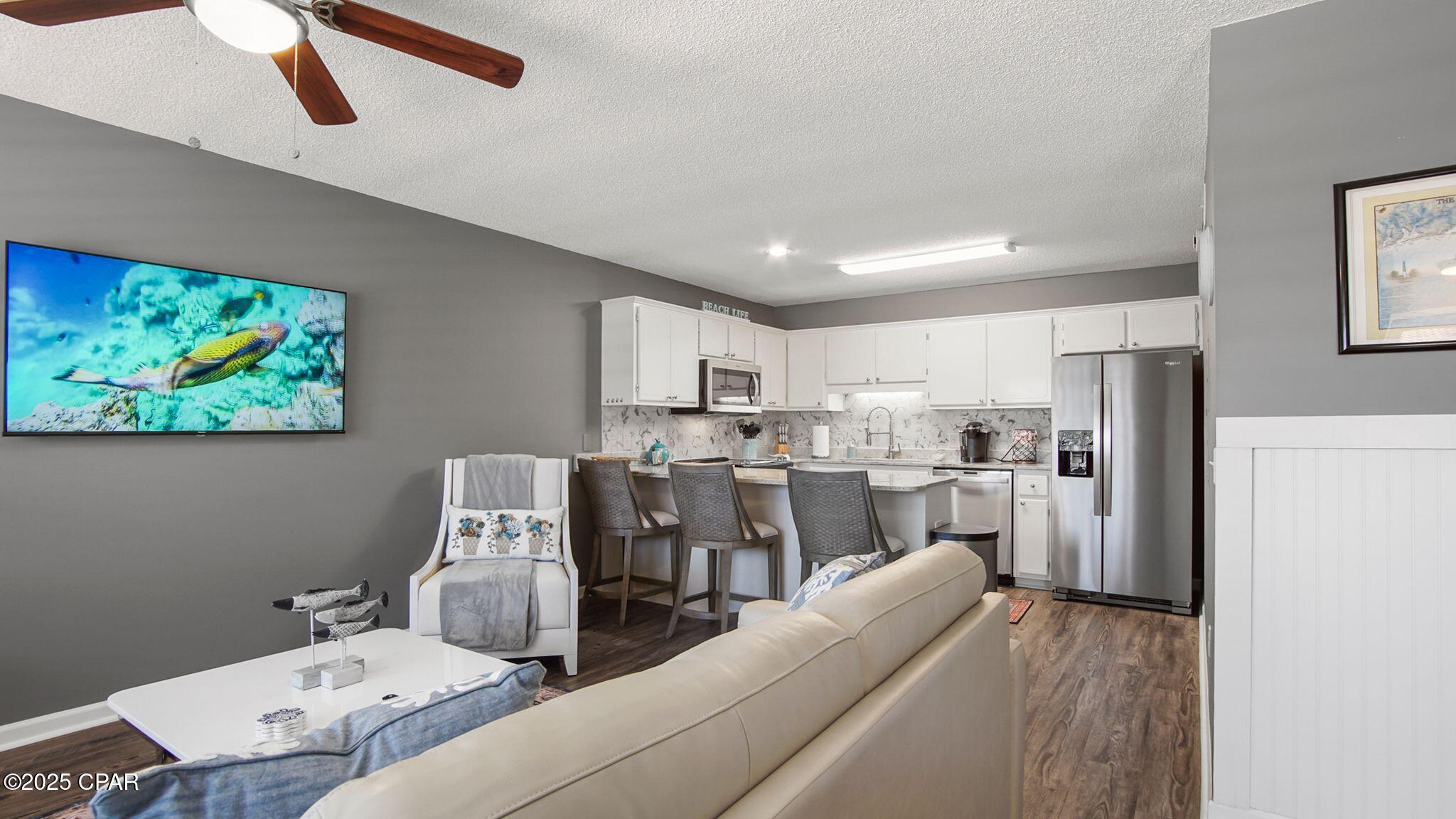 Image 8 For 17462 Front Beach Road 54204