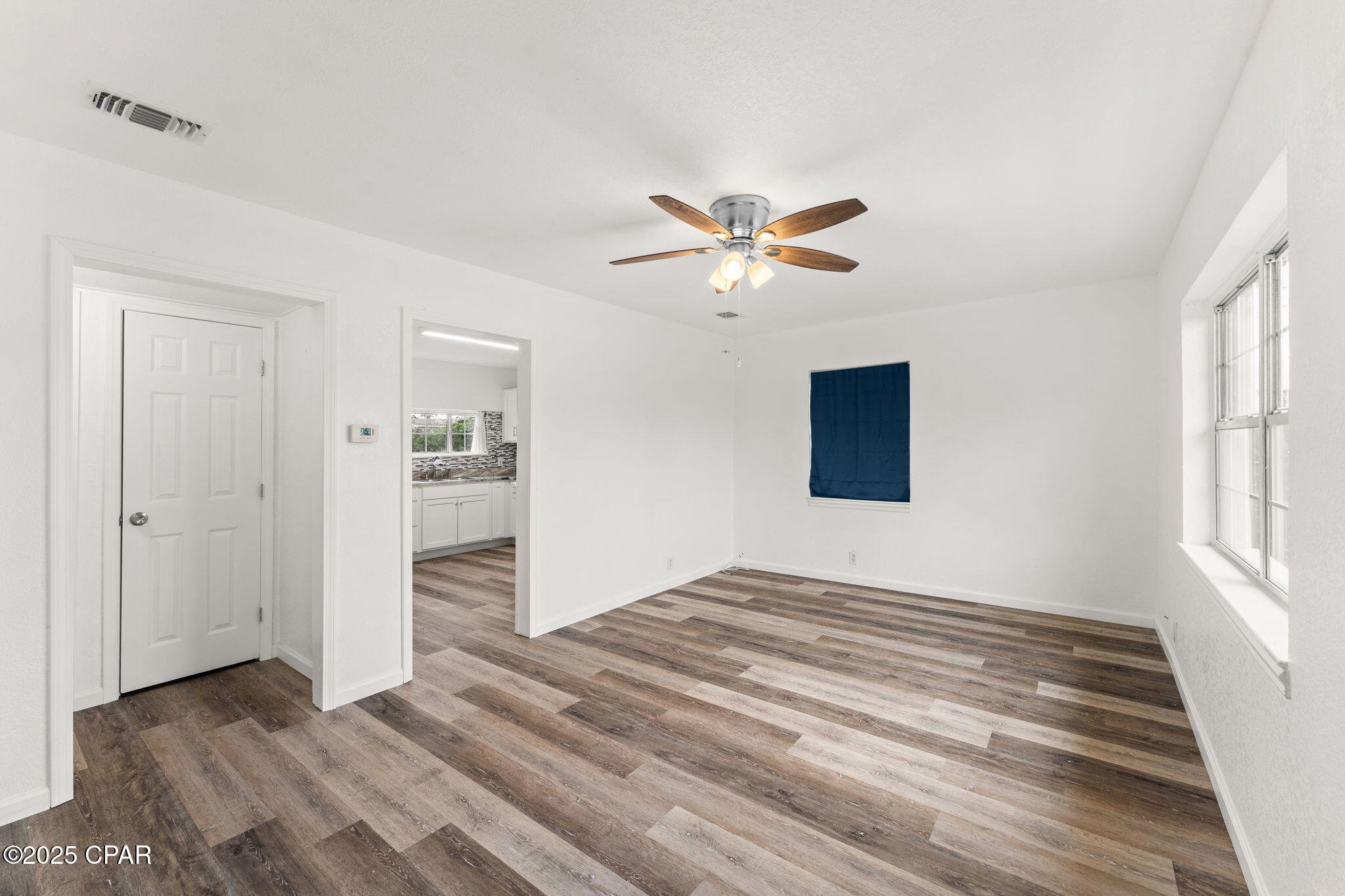 Image 18 For 213 Berthe Avenue