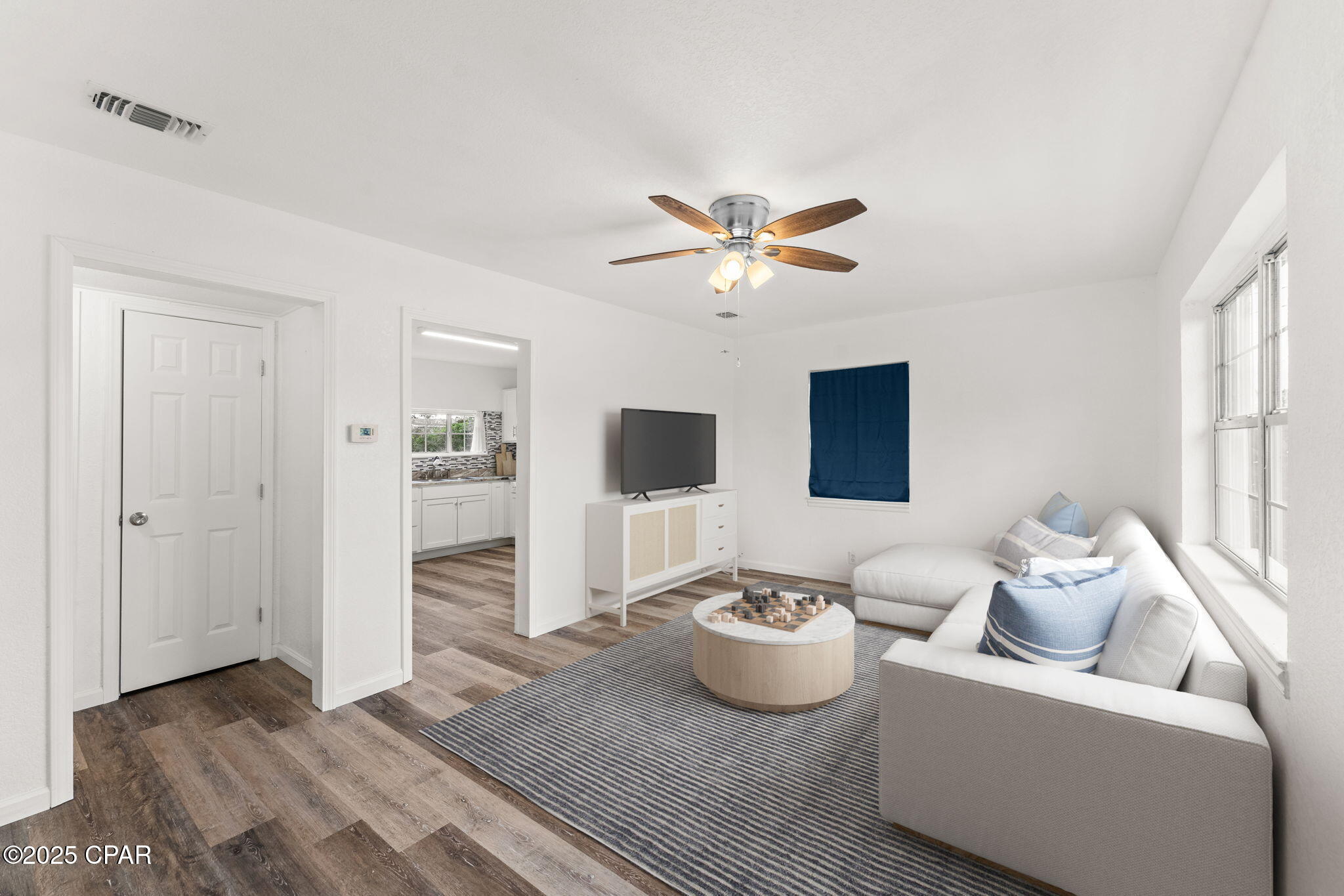 Image 2 For 213 Berthe Avenue