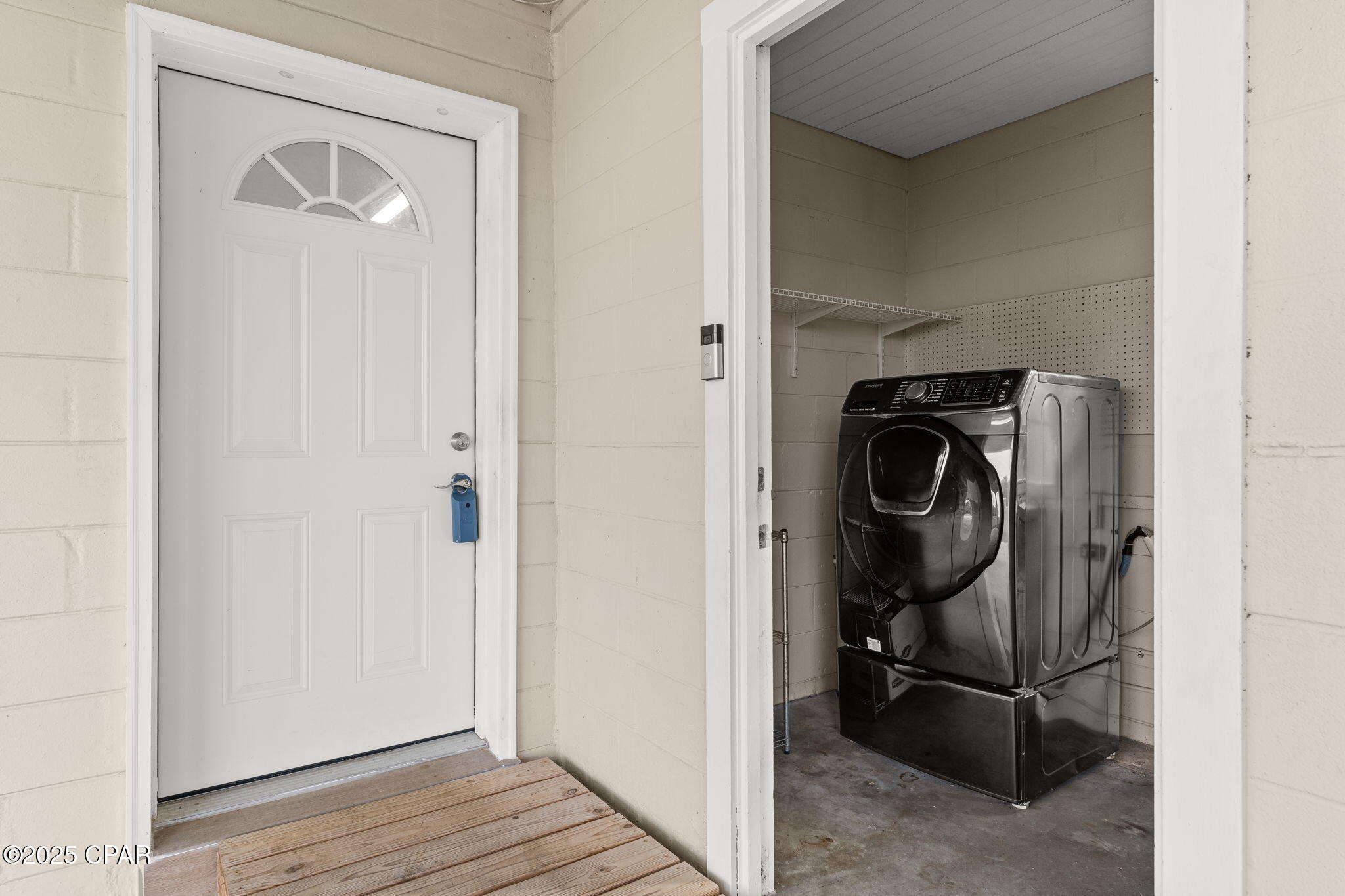 Image 27 For 213 Berthe Avenue