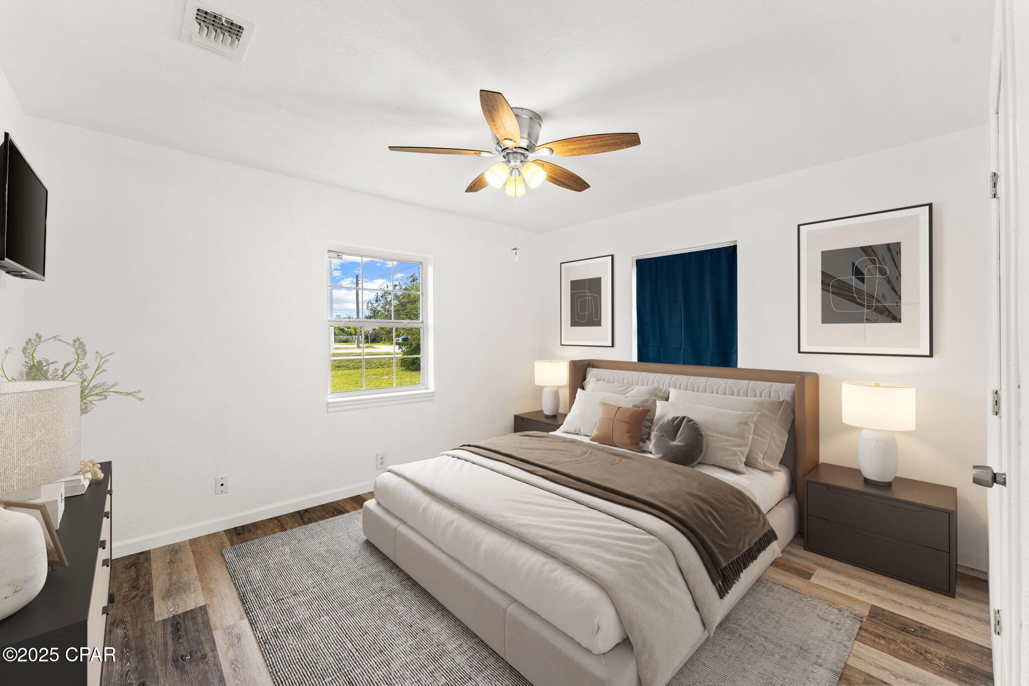 Image 4 For 213 Berthe Avenue