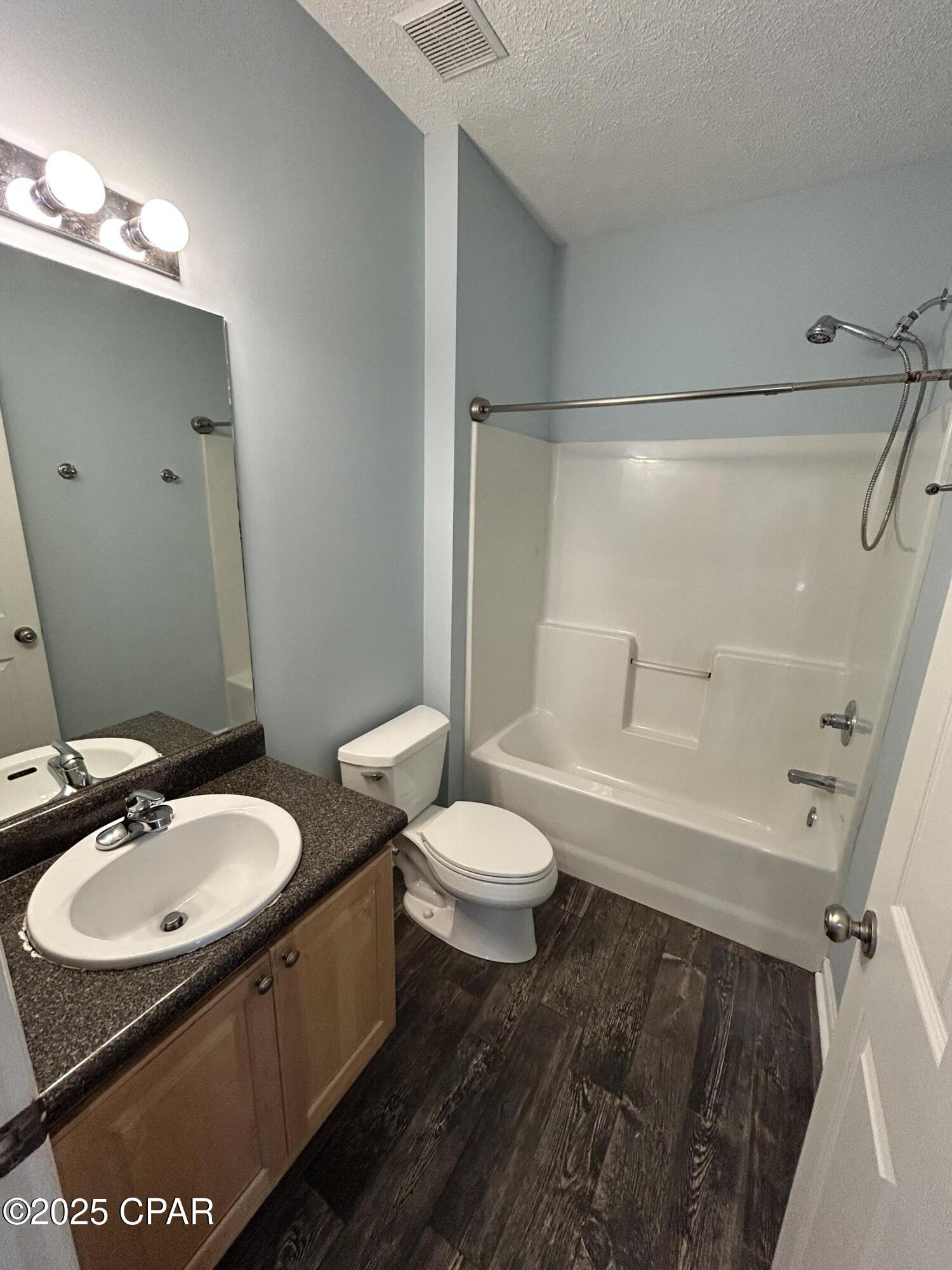 Image 10 For 2612 Oakmont Drive