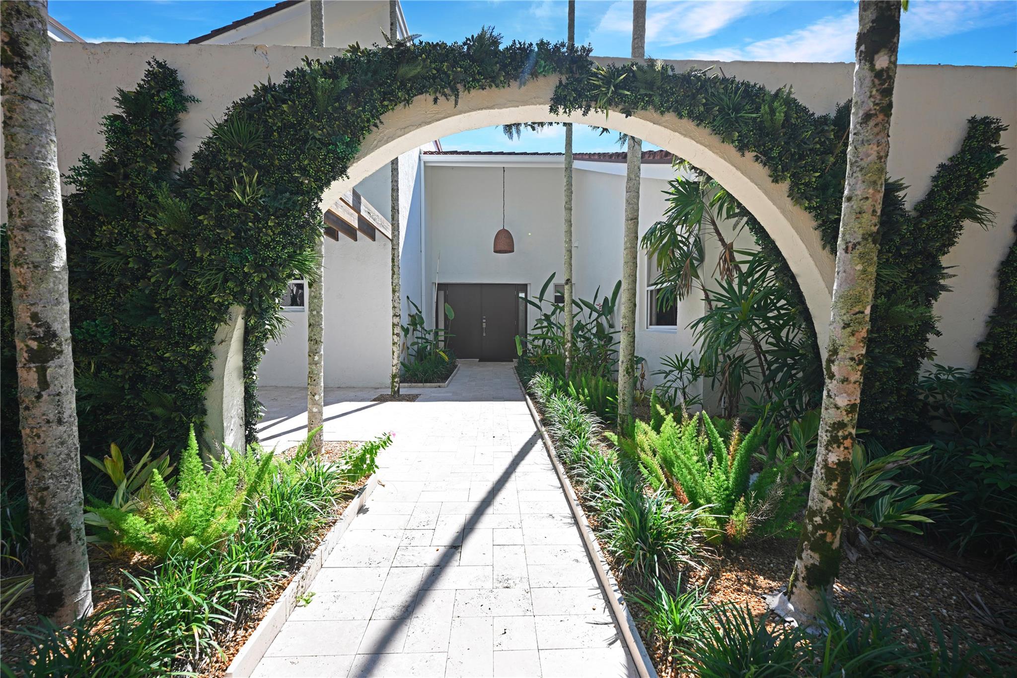 Homes for sale in Hobe Sound, FL | 114 N Beach Rd, Hobe Sound, FL 33455 | MLS# F10533246