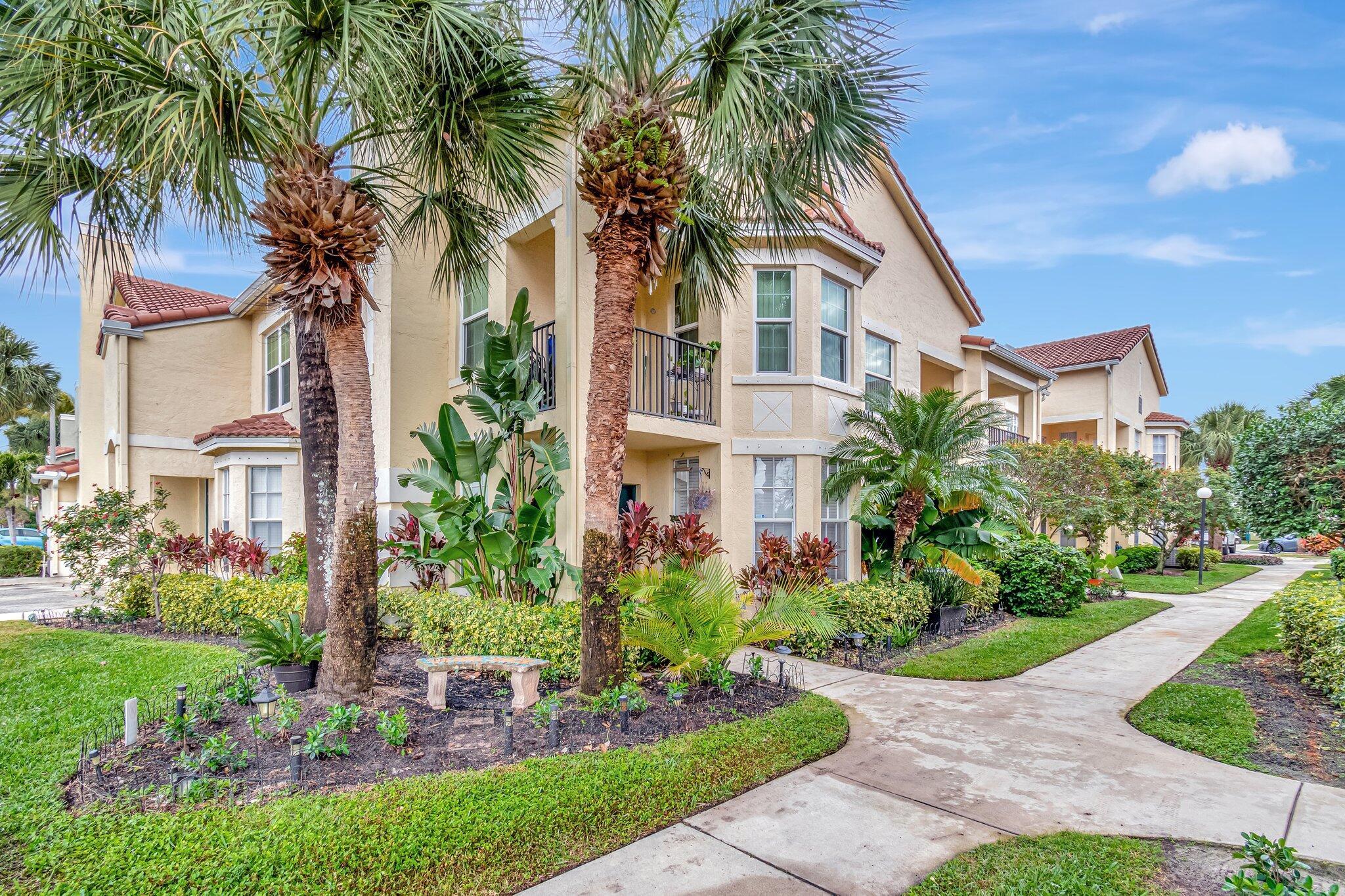 Residences Of Belmont At