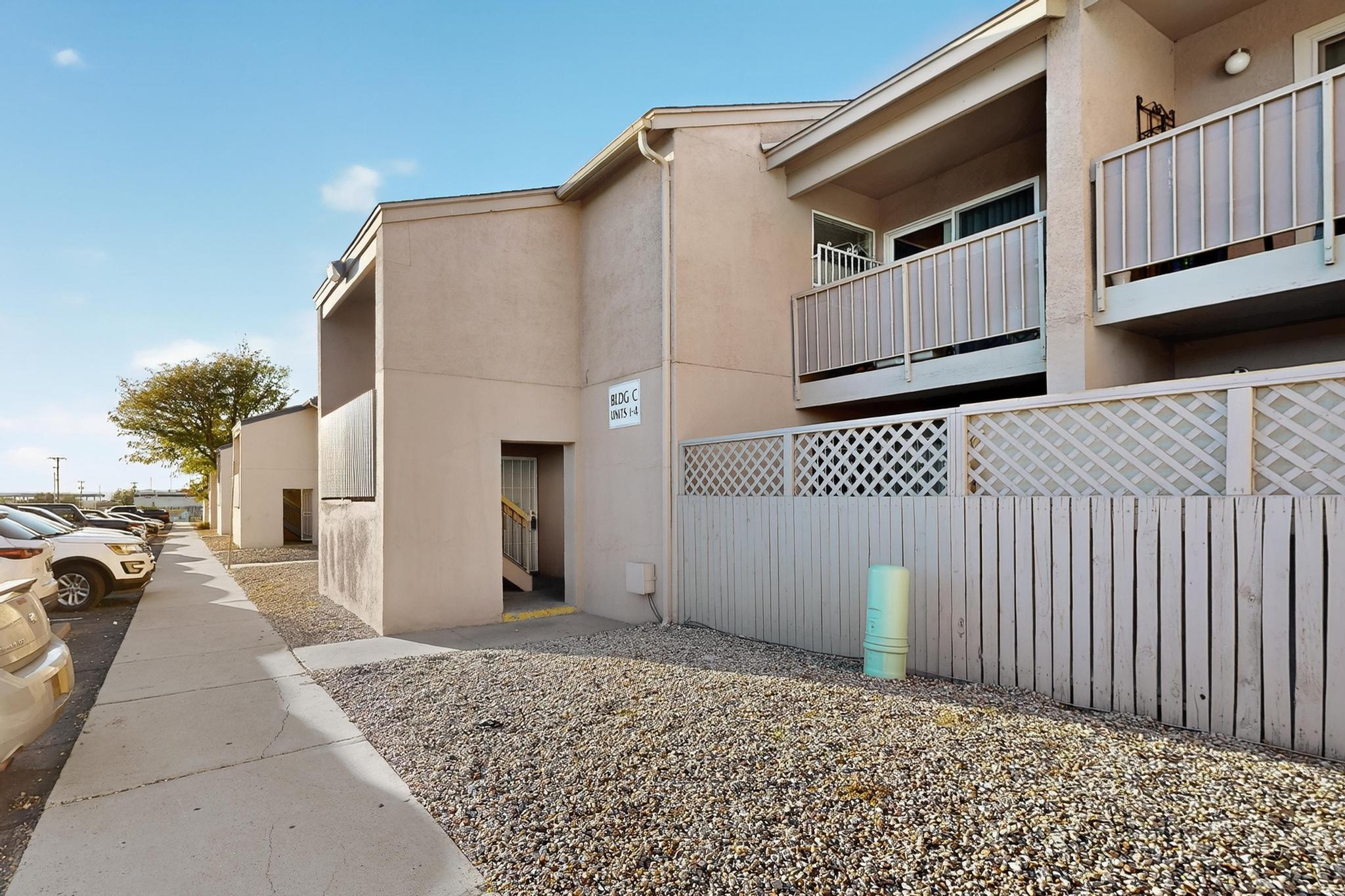 Homes for sale in Albuquerque, NM | 4601 Carlisle Blvd Ne #C1, Albuquerque, NM 87109 | MLS# 1093423