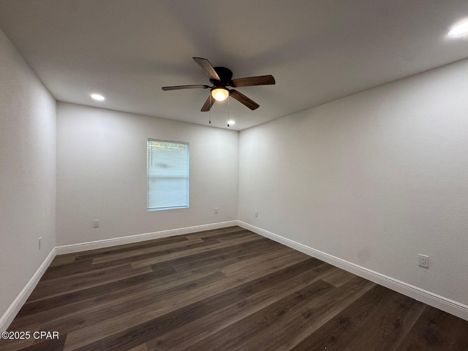 Image 5 For 148 Claire Avenue A