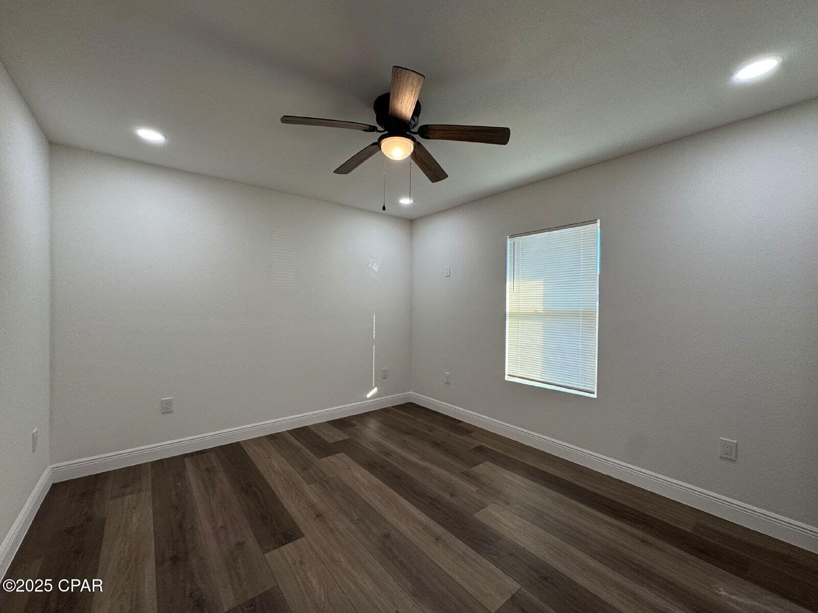 Image 7 For 148 Claire Avenue A