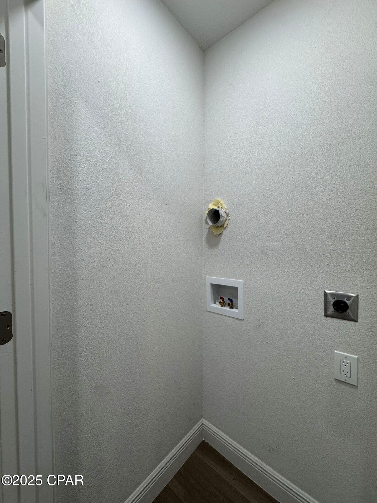 Image 8 For 148 Claire Avenue B