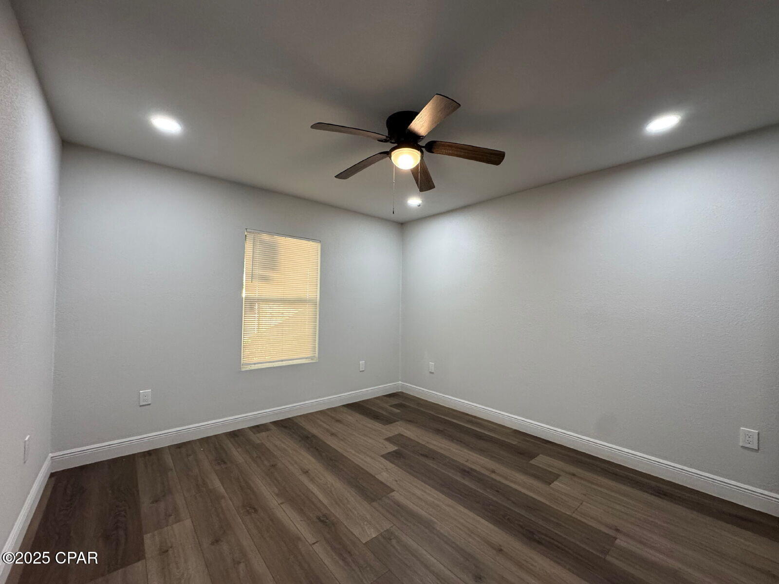 Image 9 For 148 Claire Avenue B