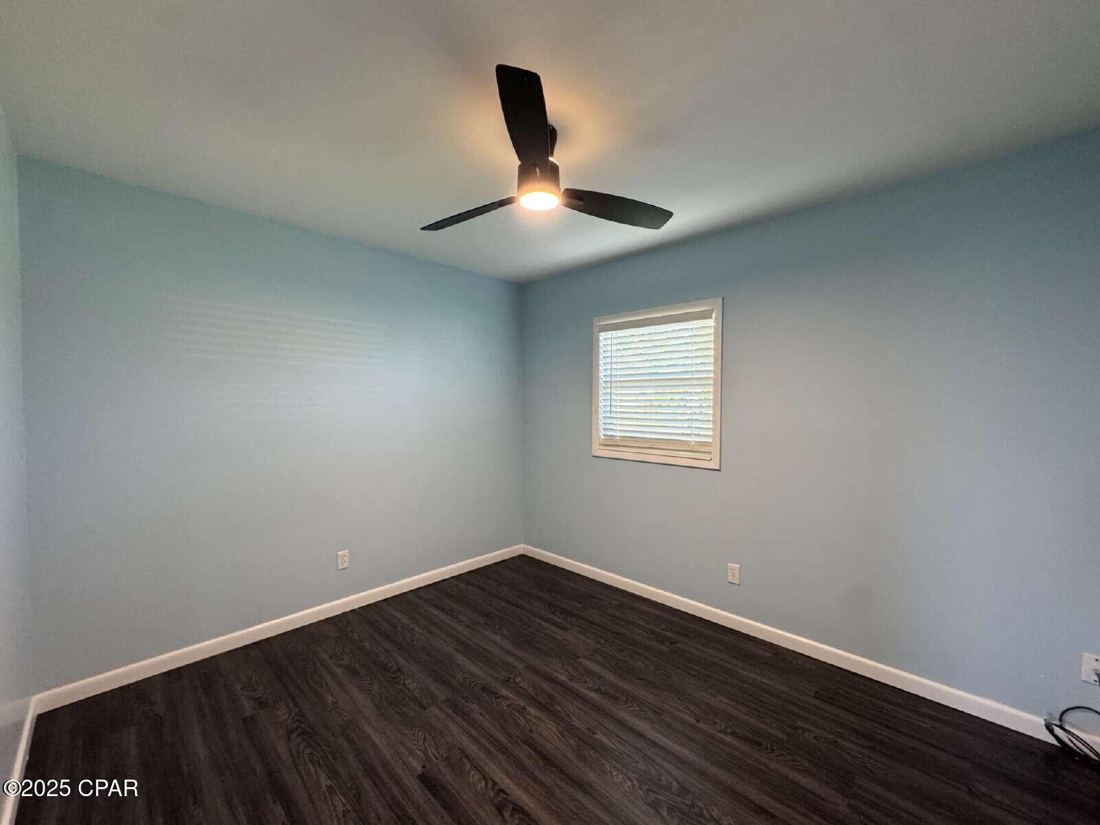 Image 11 For 1220 Tennessee Avenue