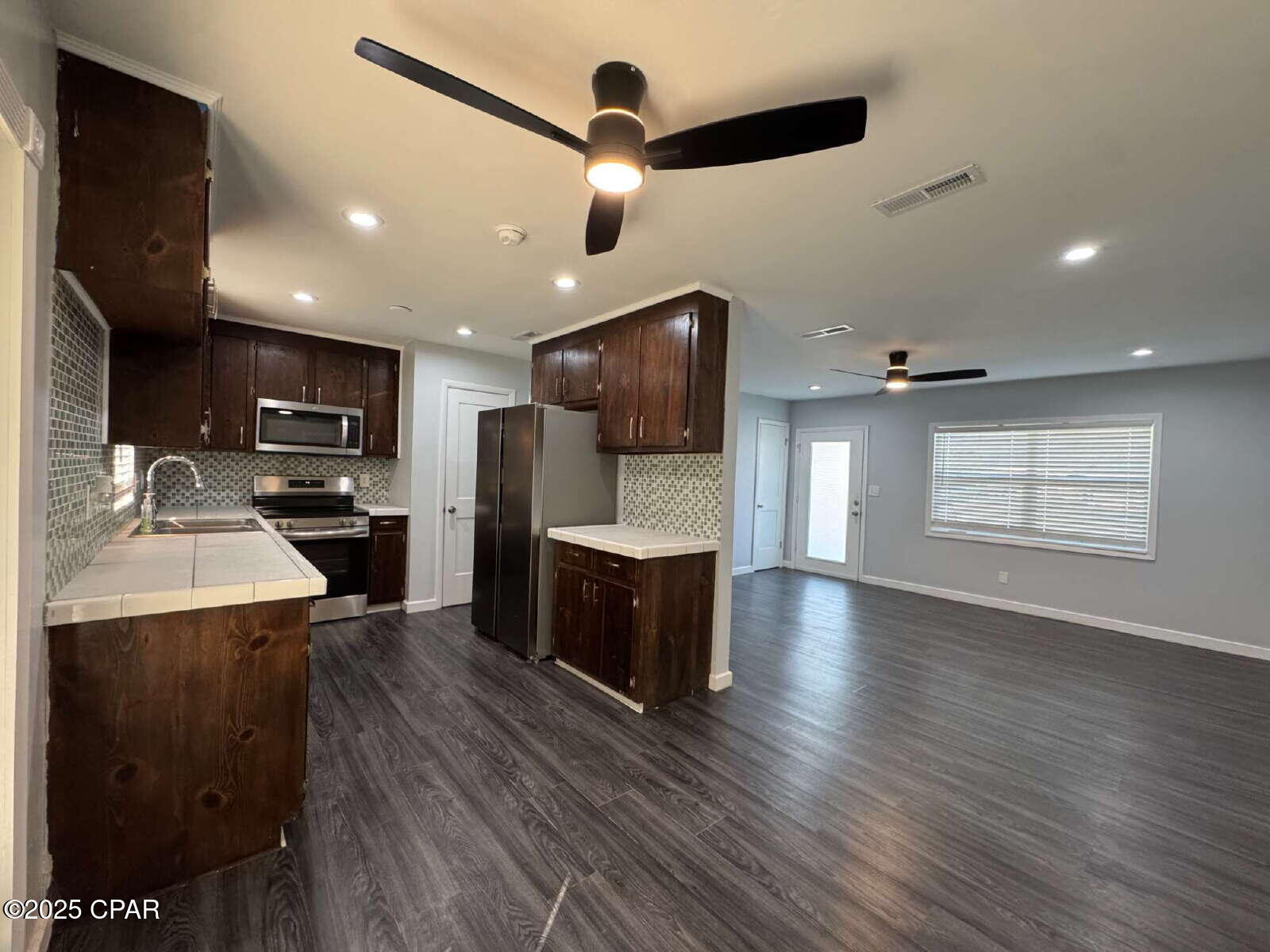 Image 3 For 1220 Tennessee Avenue