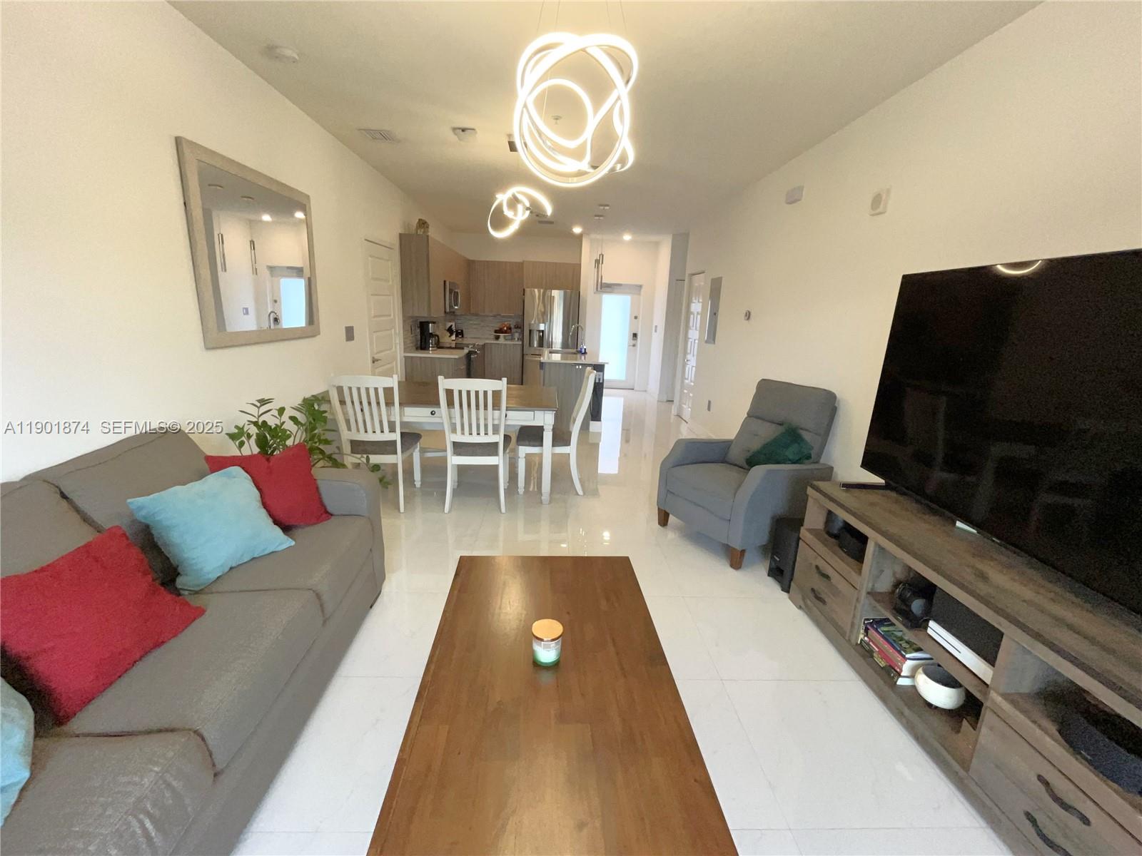 Urbana At The Residences