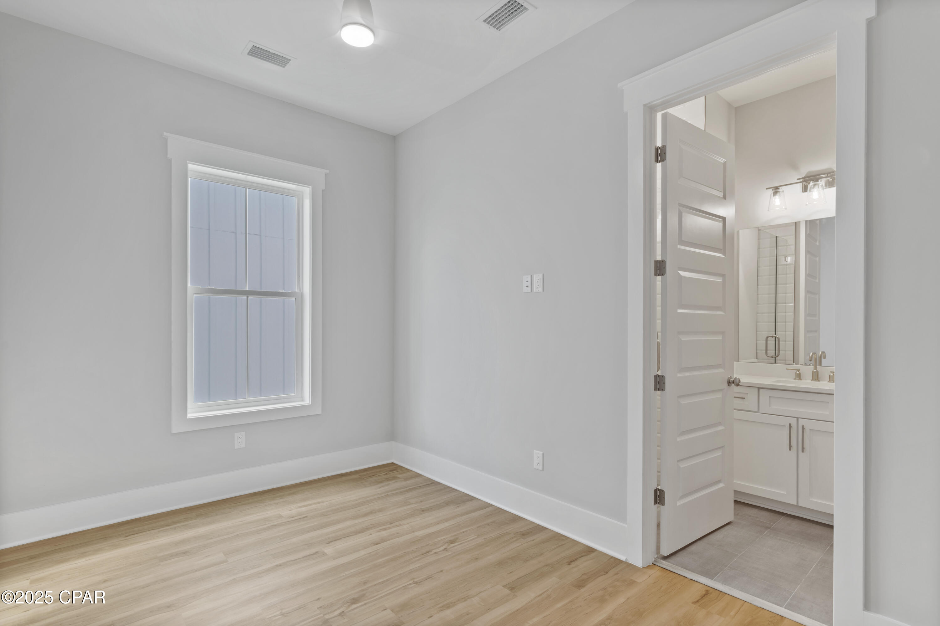 Image 51 For 21 Queen Palm Drive