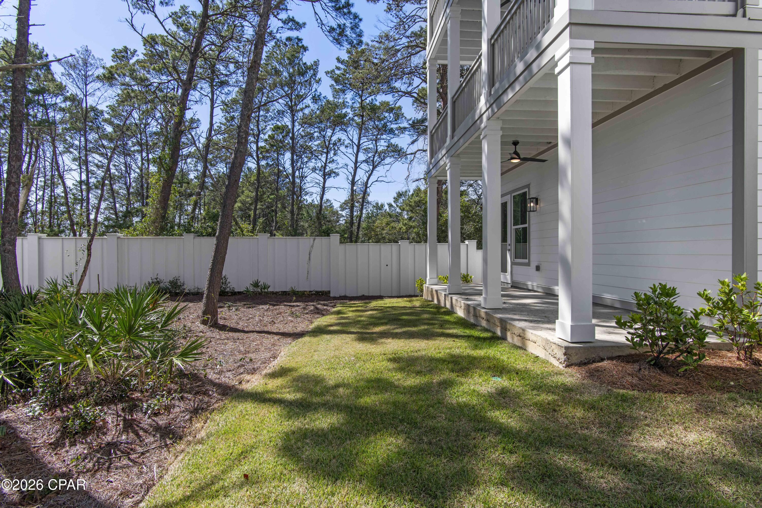 Image 20 For 27 Queen Palm Drive