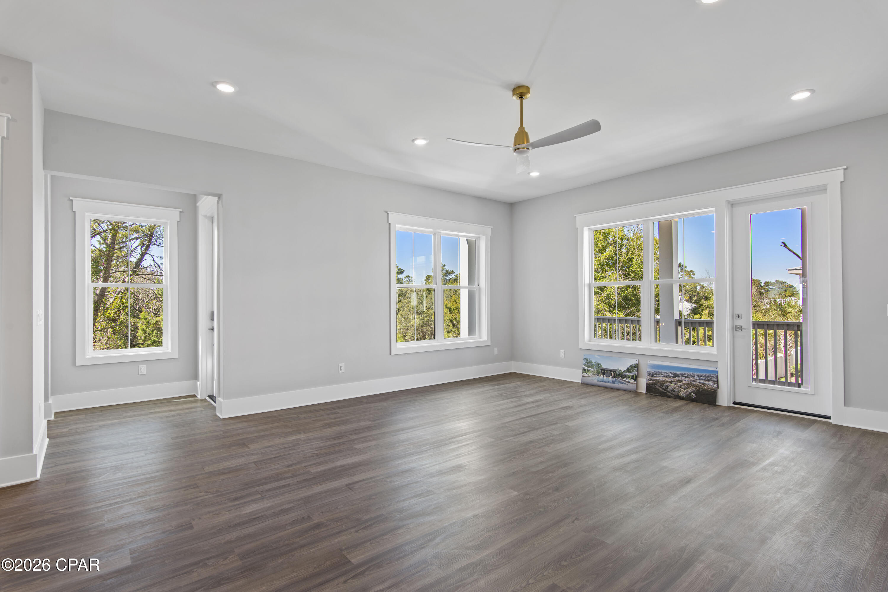 Image 29 For 27 Queen Palm Drive