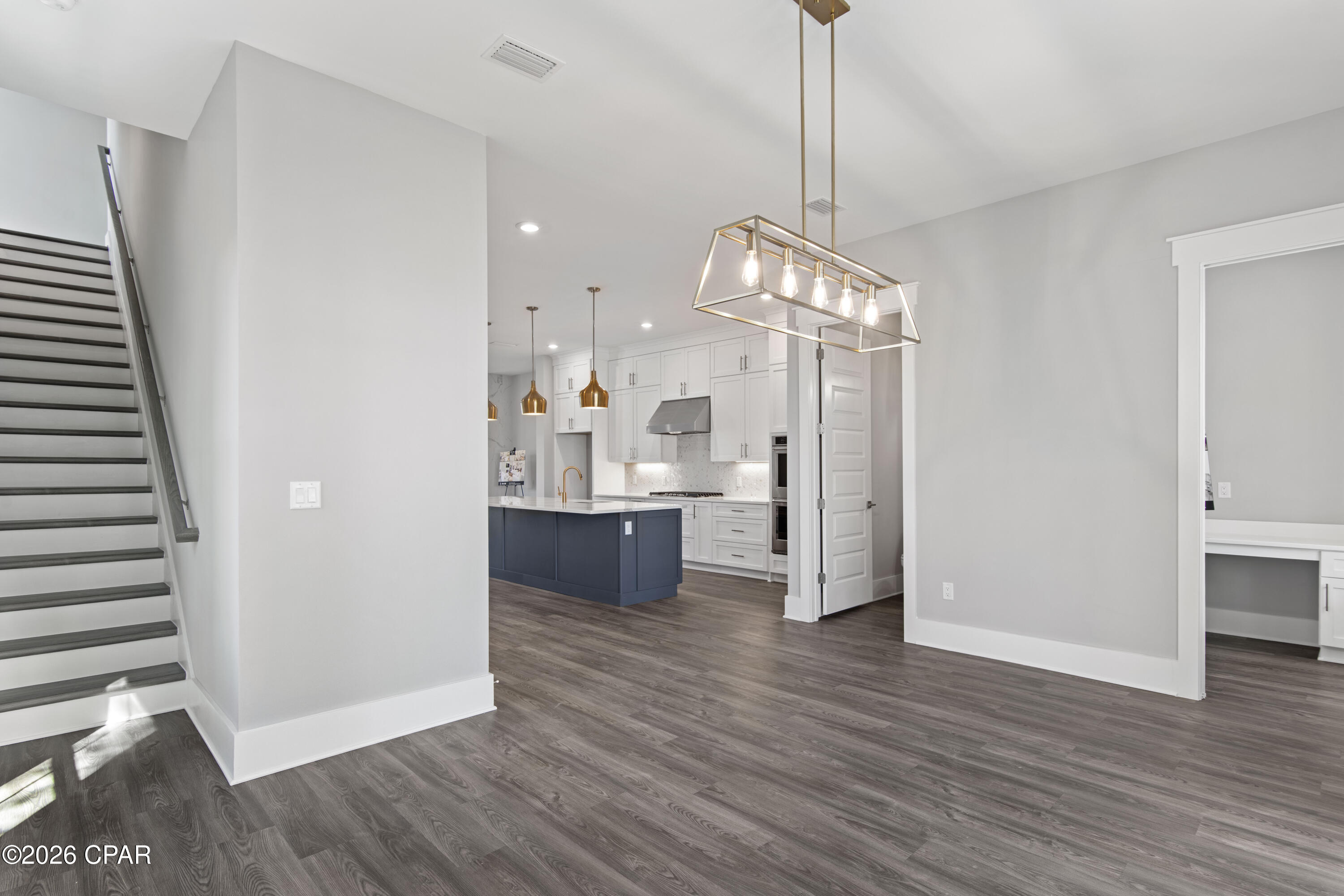 Image 39 For 27 Queen Palm Drive