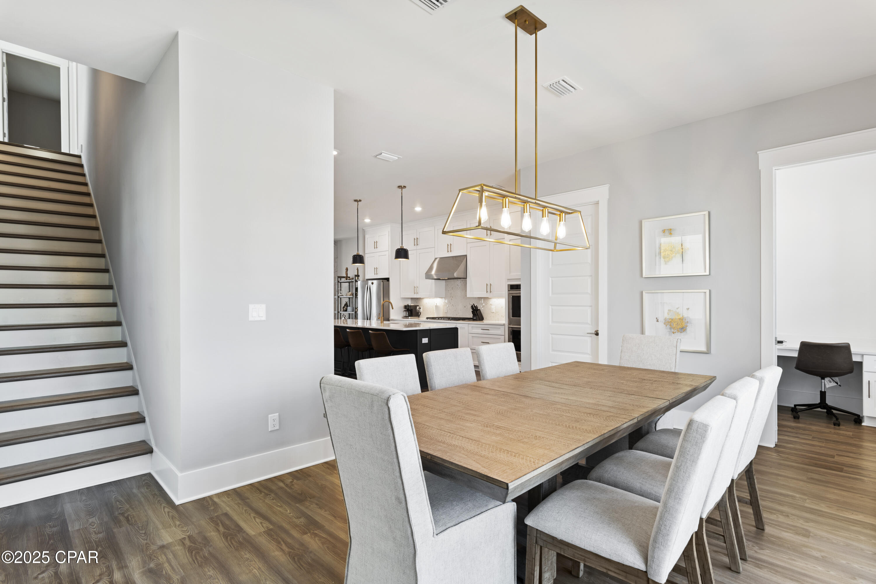 Image 40 For 27 Queen Palm Drive