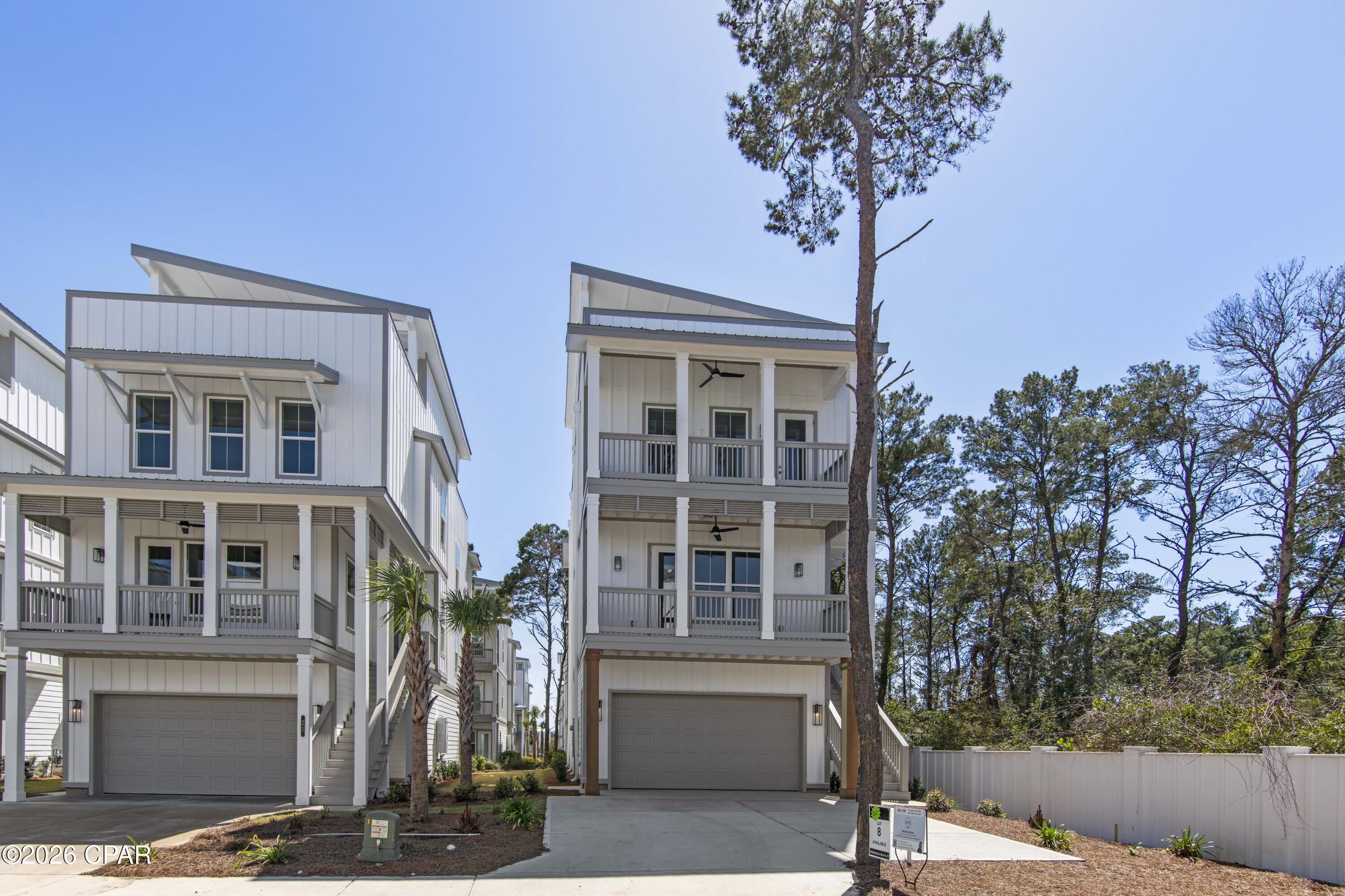 Image 5 For 27 Queen Palm Drive