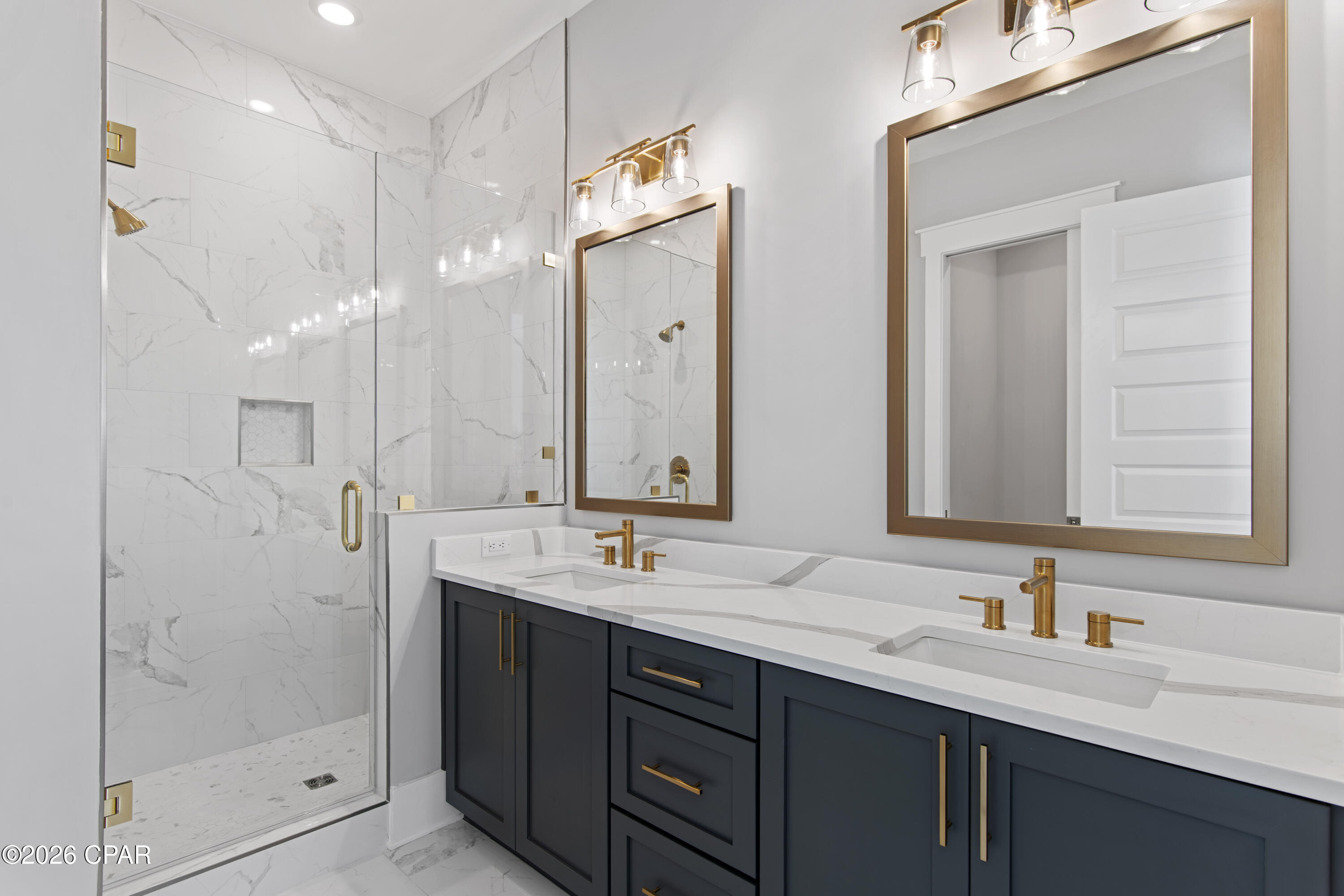 Image 66 For 27 Queen Palm Drive