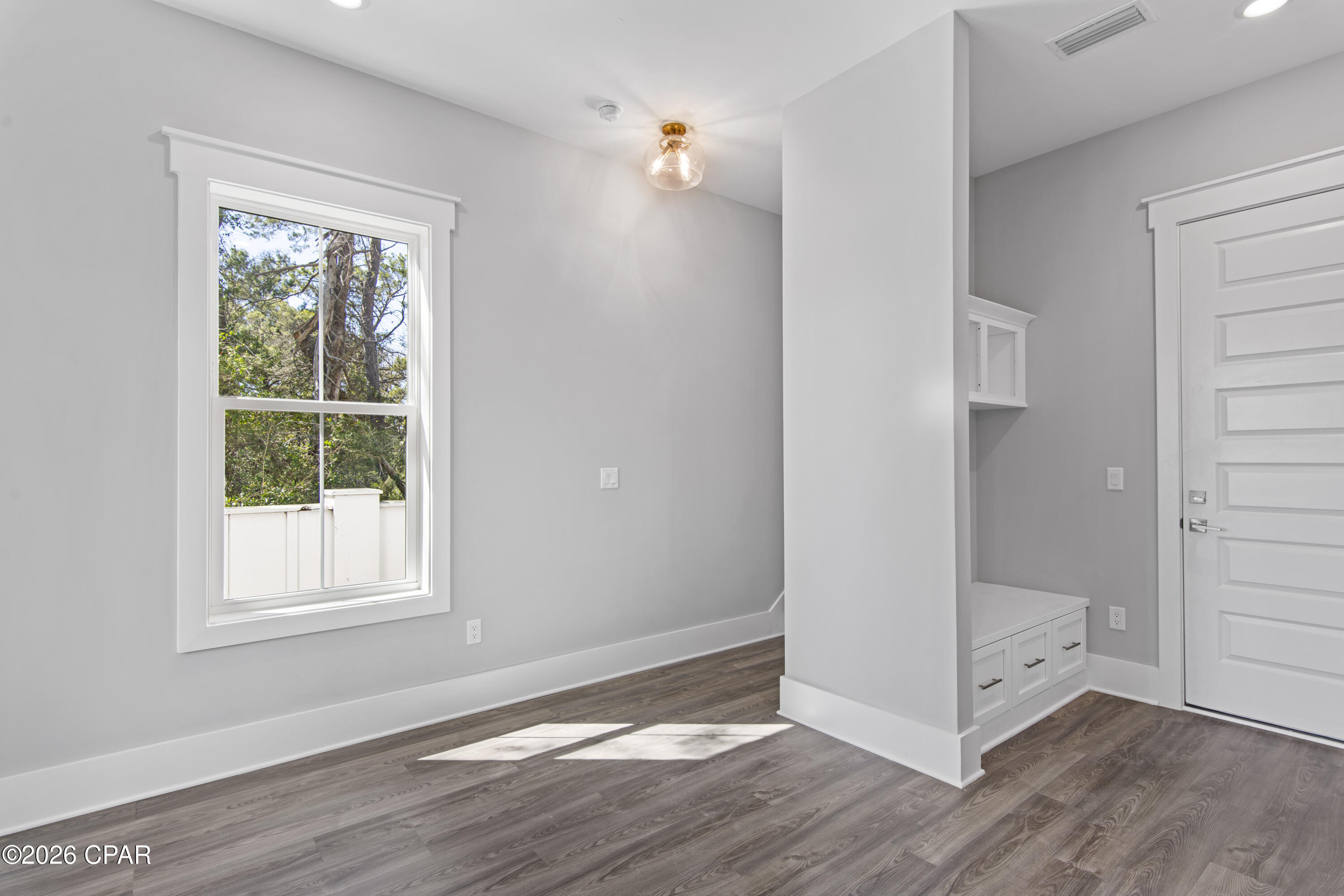 Image 8 For 27 Queen Palm Drive