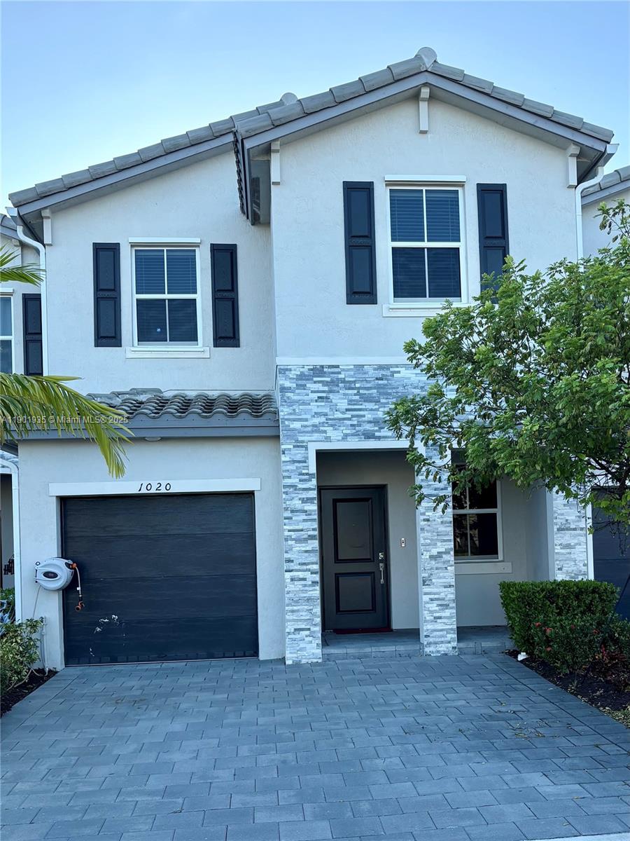 Keys Gate Residential