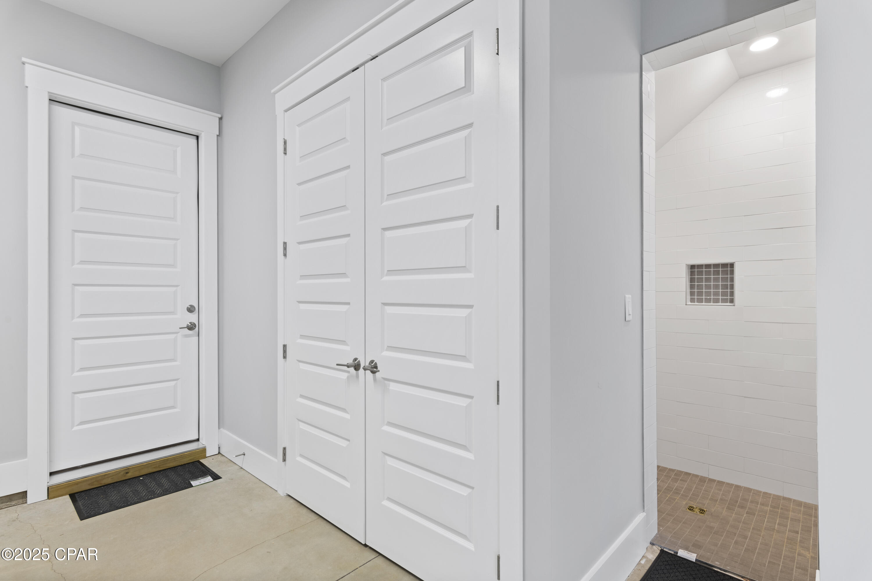 Image 7 For 24 Queen Palm Drive